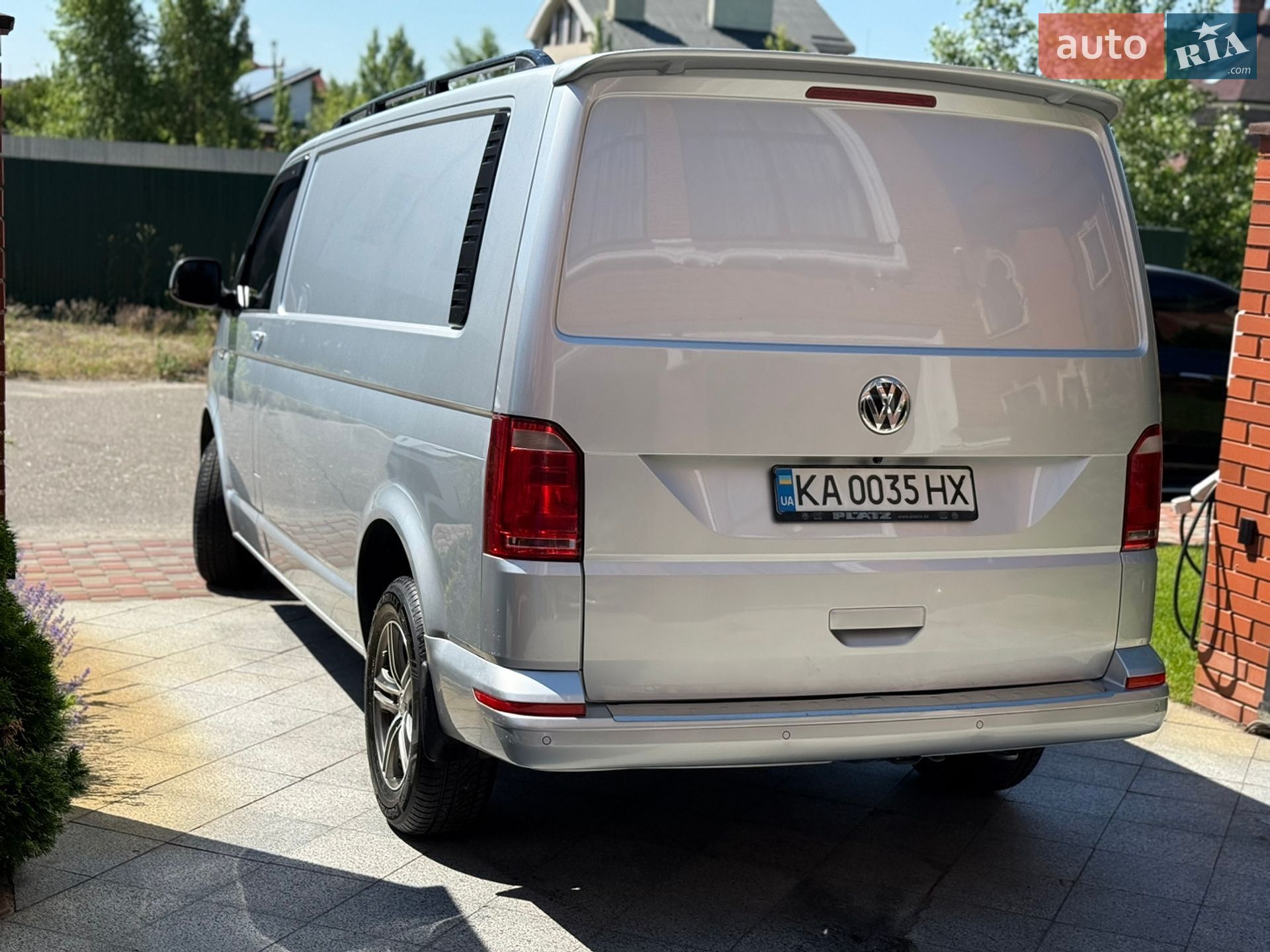 Volkswagen Transporter 2016 VIN WV1ZZZ7HZHH048956 фото оголошення 8 з 35