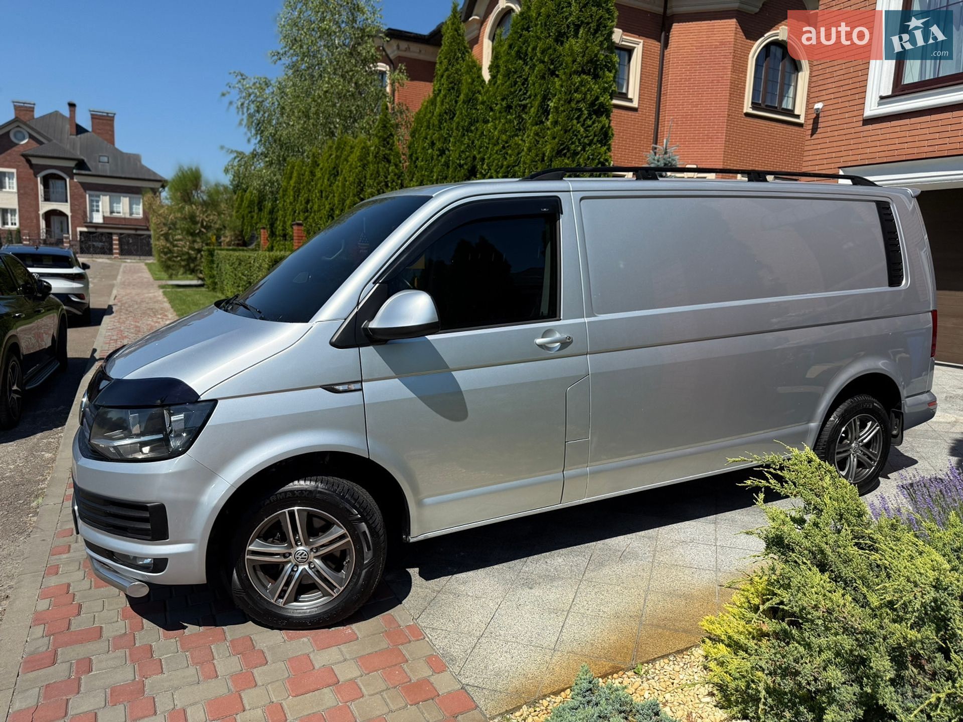 Volkswagen Transporter 2016 VIN WV1ZZZ7HZHH048956 фото оголошення 5 з 35