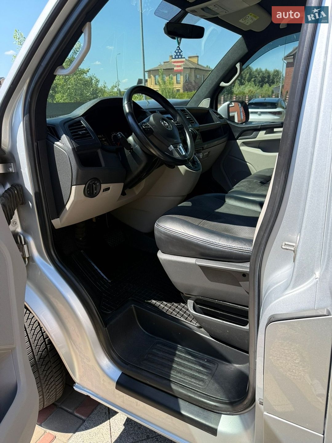 Volkswagen Transporter 2016 VIN WV1ZZZ7HZHH048956 фото оголошення 30 з 35