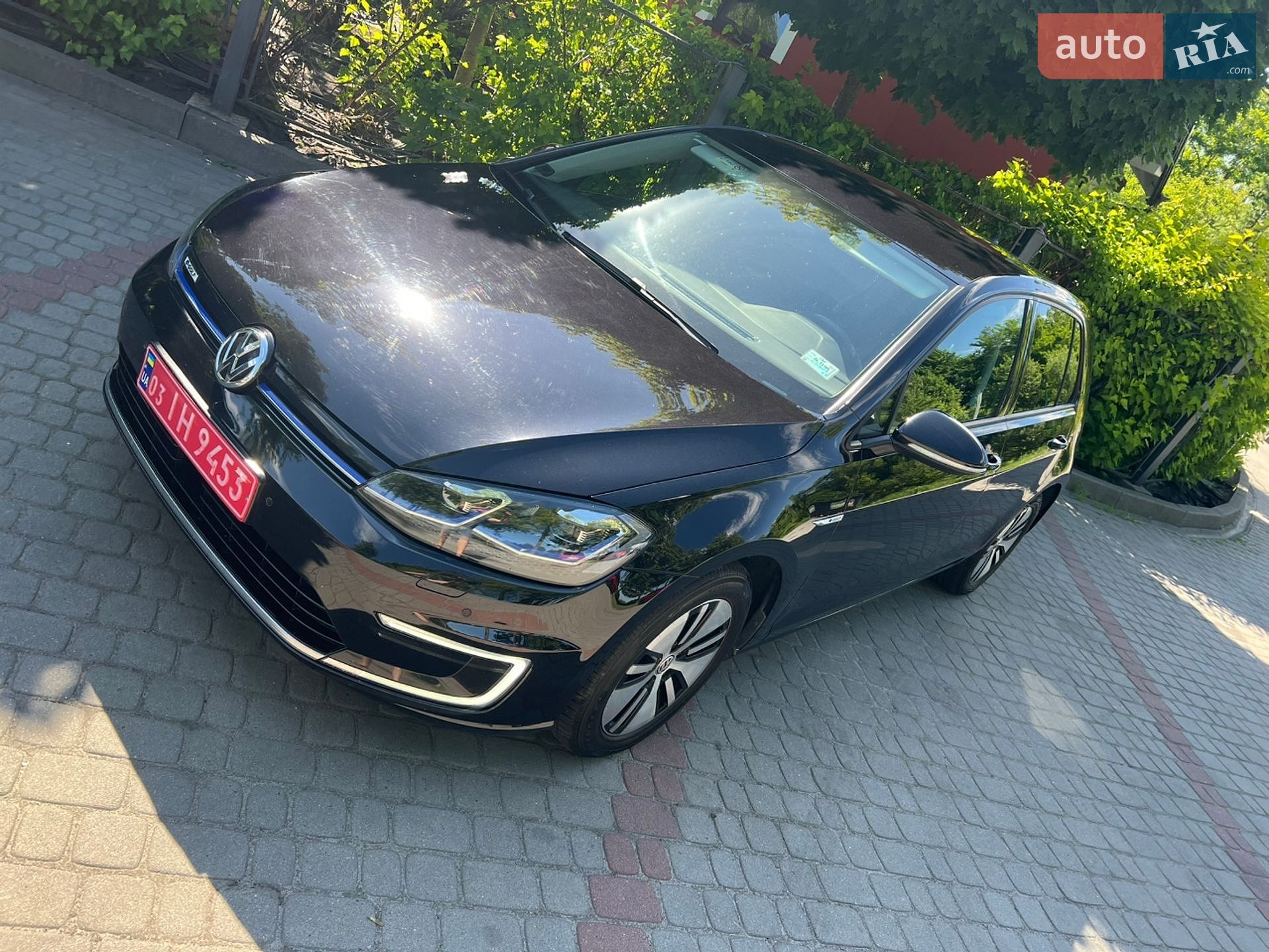 Volkswagen e-Golf 2017 VIN WVWZZZAUZHW952464 фото оголошення 49 з 70