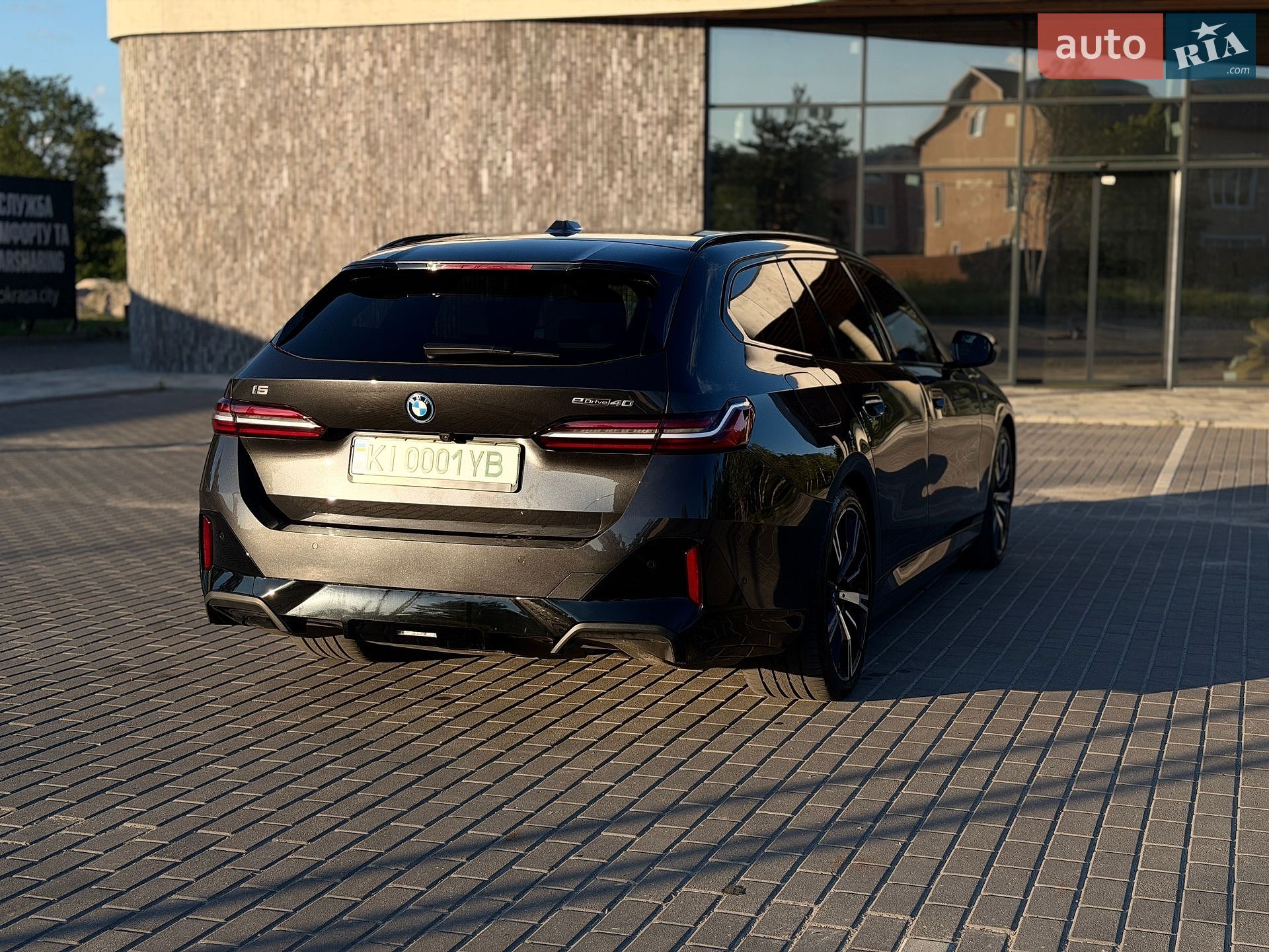 BMW I5 2024 VIN WBY11HH030CS80756 фото оголошення 9 з 35