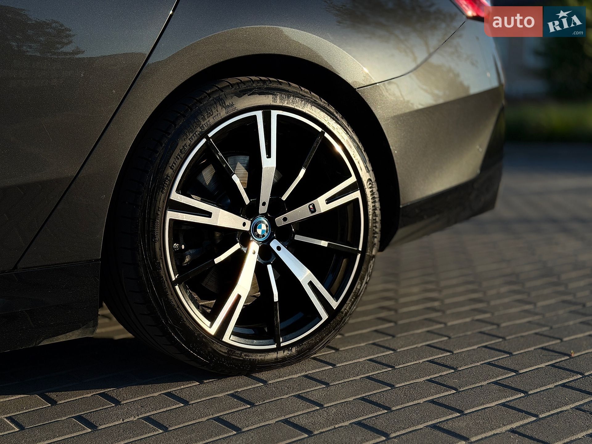 BMW I5 2024 VIN WBY11HH030CS80756 фото оголошення 16 з 35