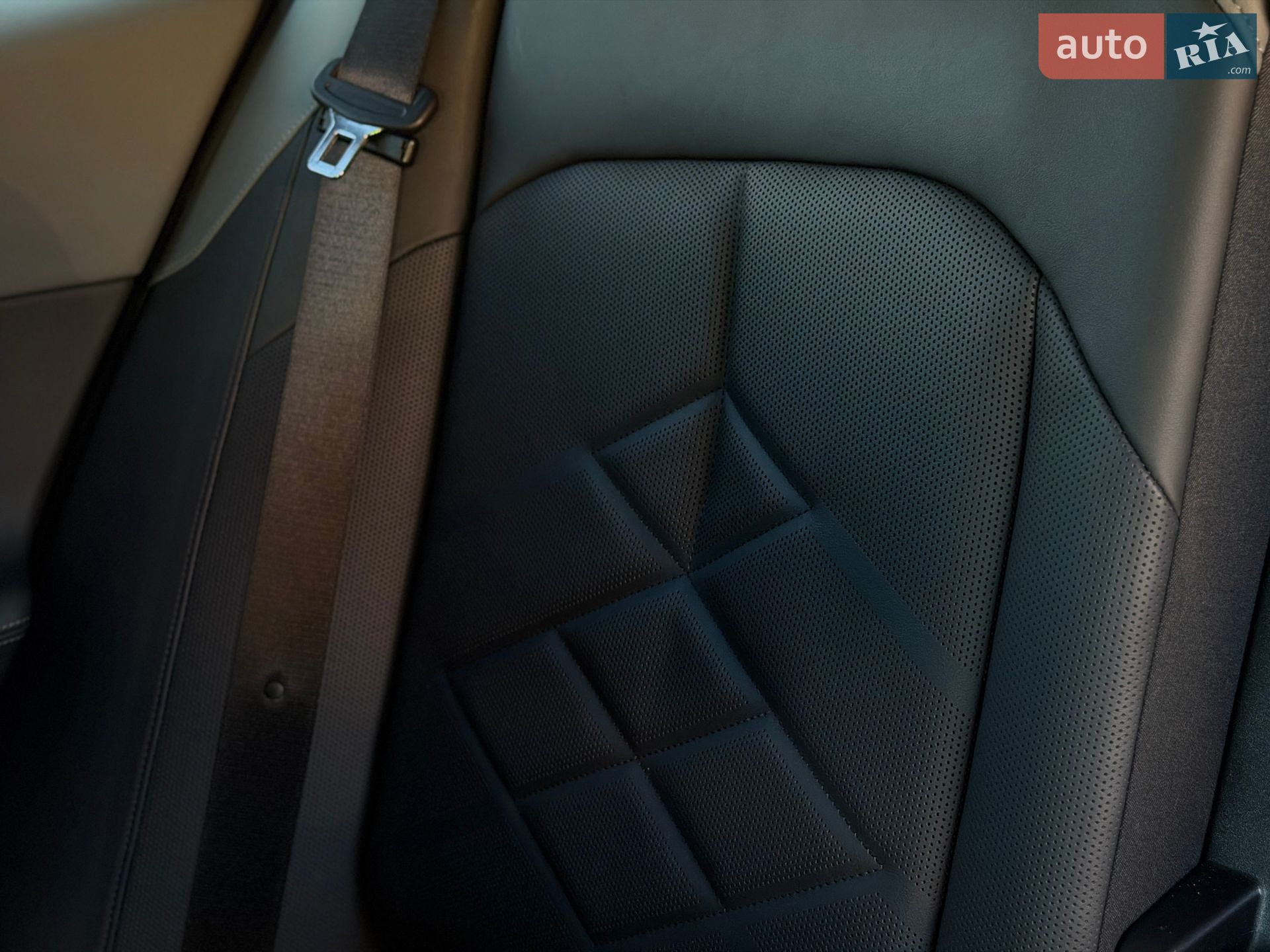BMW I5 2024 VIN WBY11HH030CS80756 фото оголошення 27 з 35