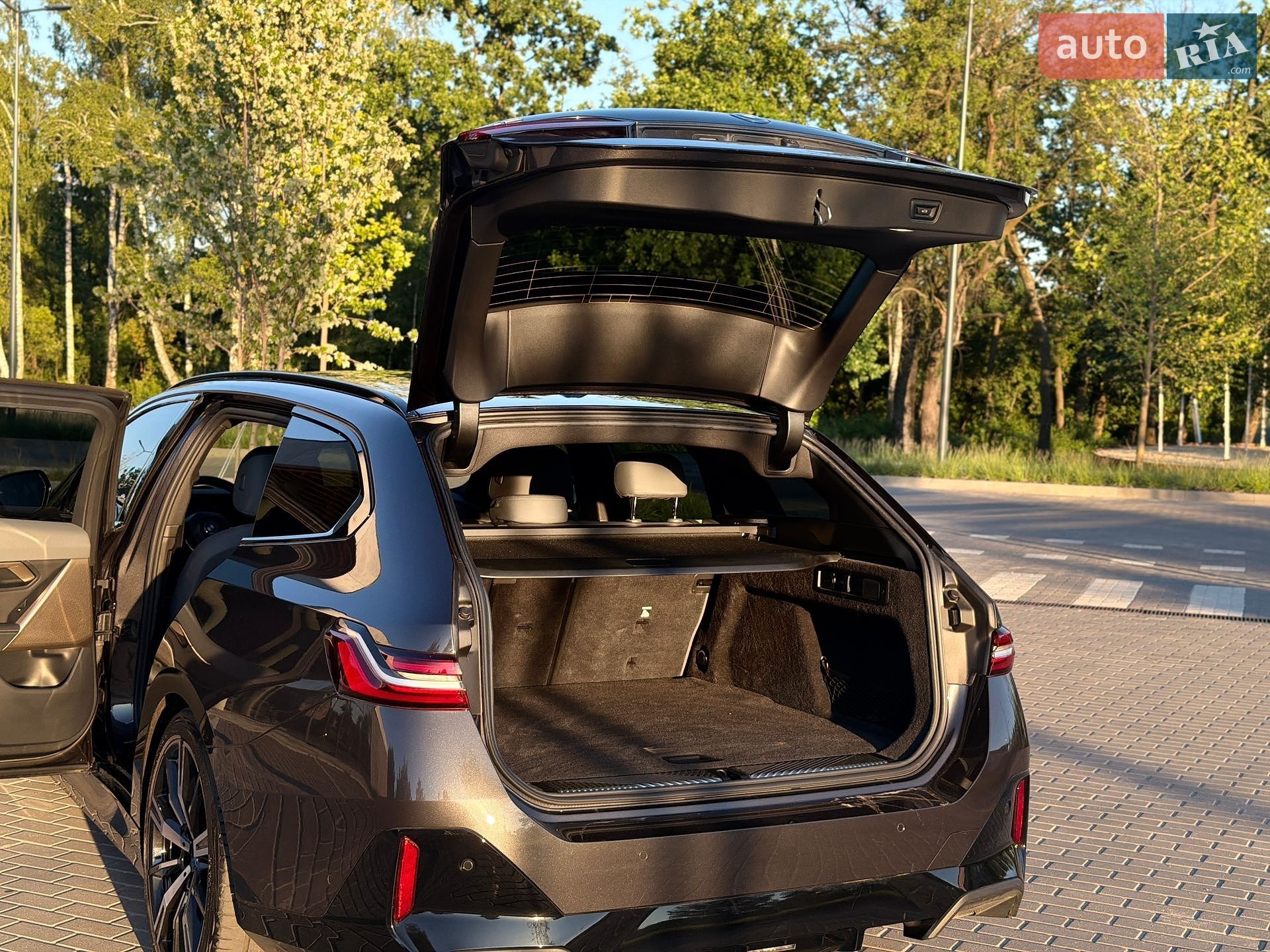 BMW I5 2024 VIN WBY11HH030CS80756 фото оголошення 11 з 35