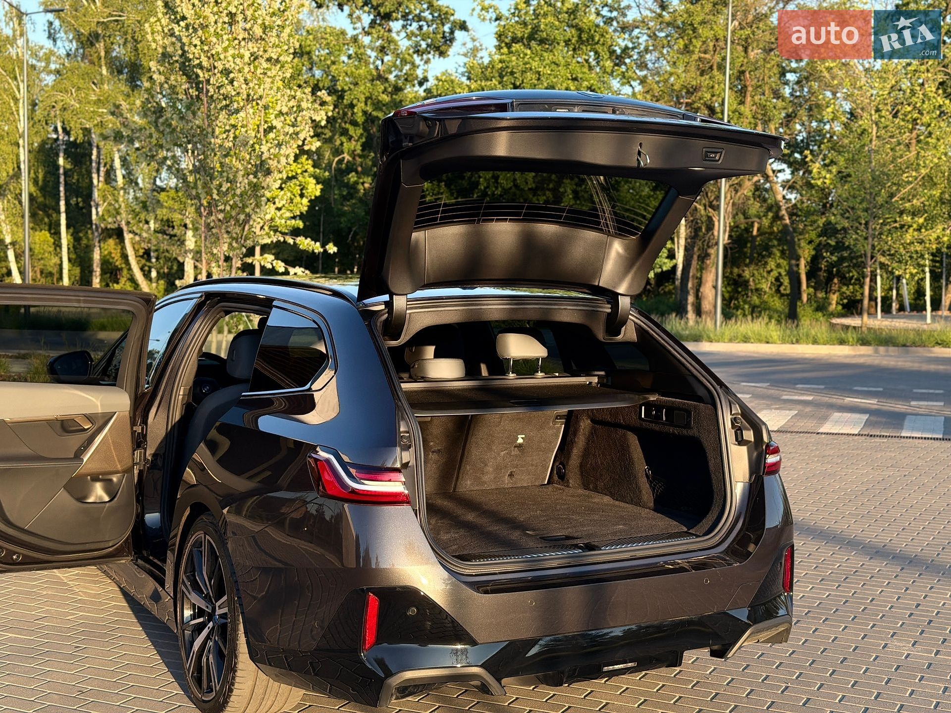 BMW I5 2024 VIN WBY11HH030CS80756 фото оголошення 12 з 35