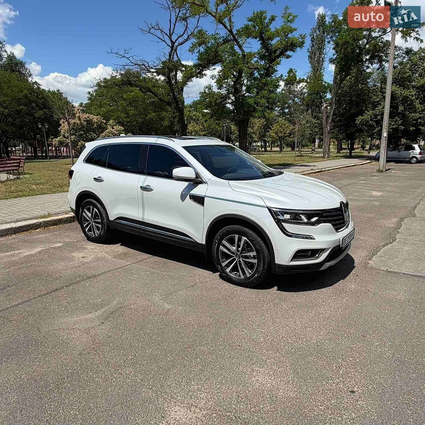 Renault Koleos 2018 VIN VF1RZG007JC301420 фото оголошення 15 з 18