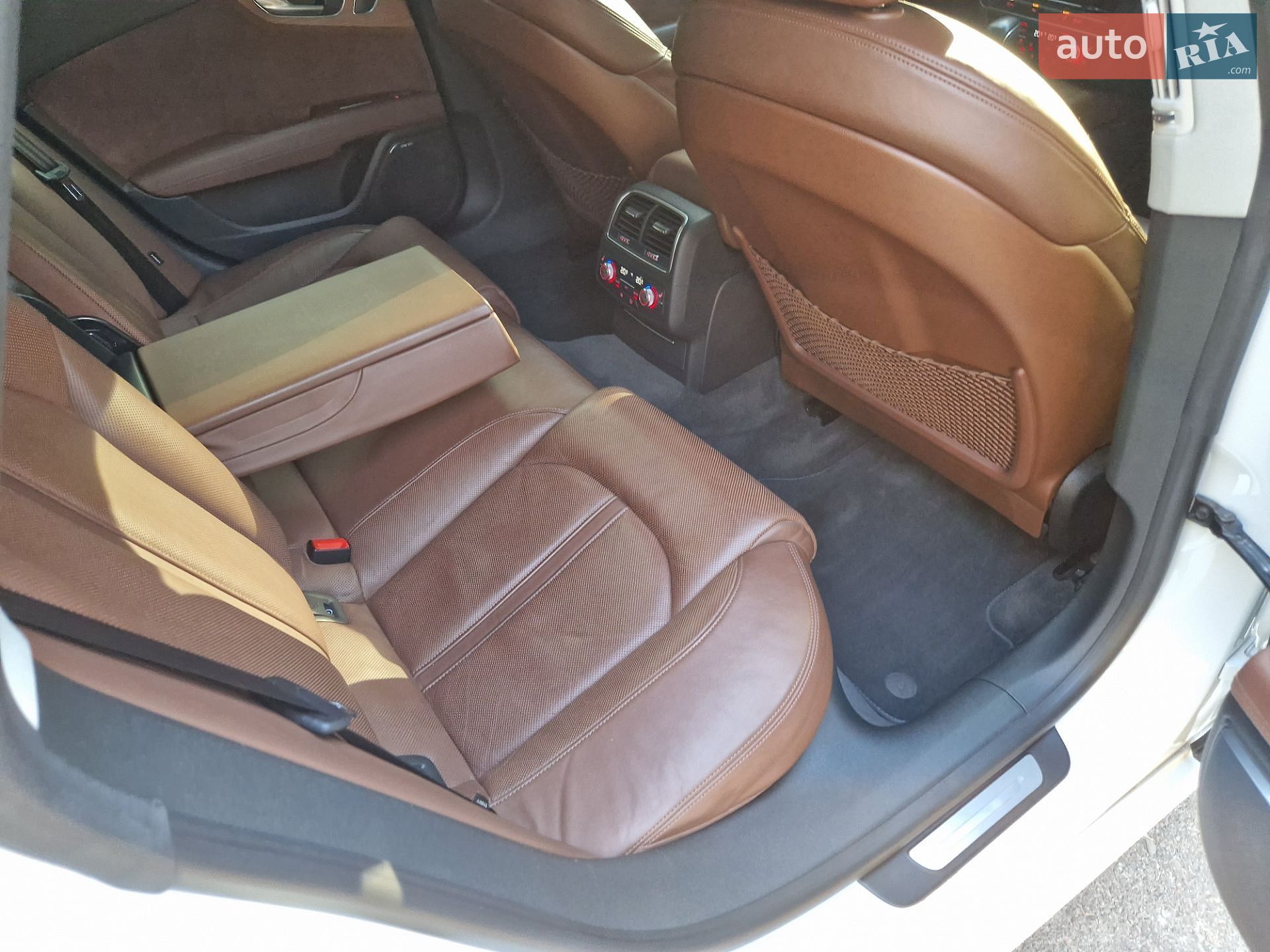 Audi A7 Sportback 2016 VIN WAUZZZ4G8GN121510 фото оголошення 8 з 37