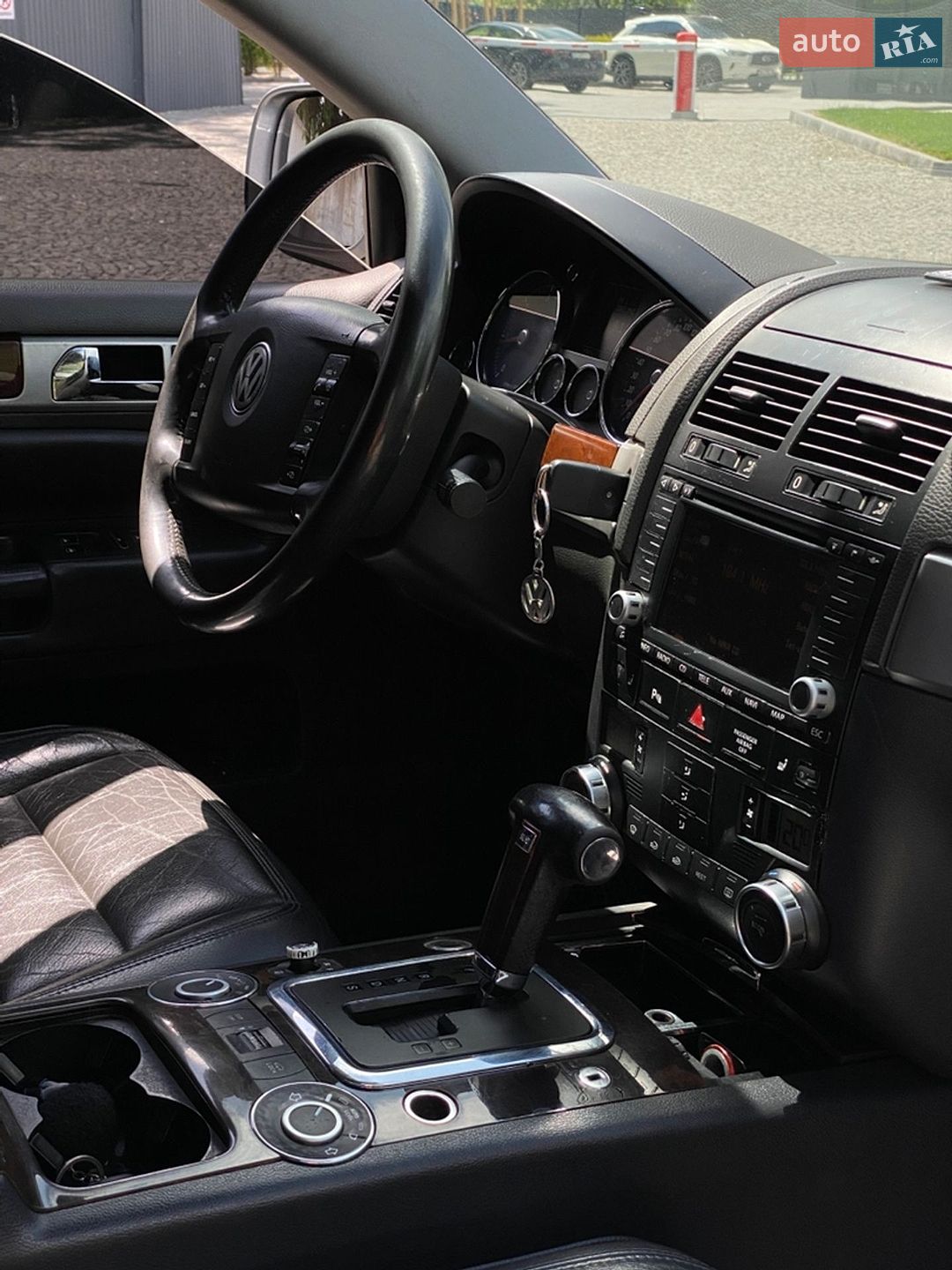 Volkswagen Touareg 2004 VIN WVGZZZ7LZ4D081308 фото оголошення 9 з 17