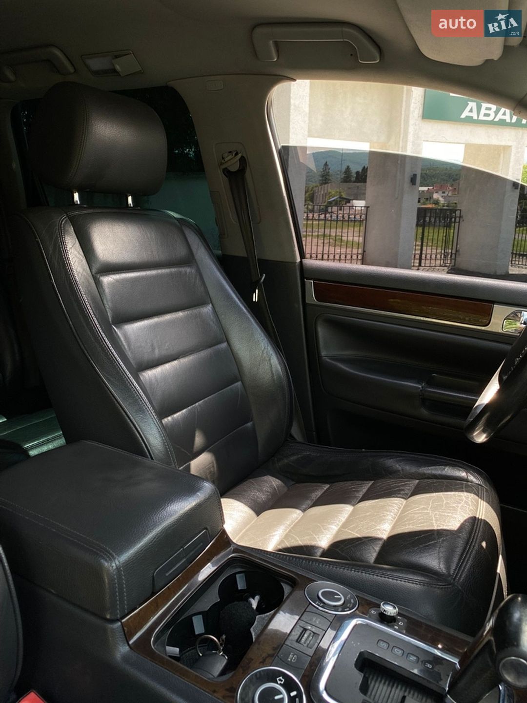 Volkswagen Touareg 2004 VIN WVGZZZ7LZ4D081308 фото оголошення 14 з 17