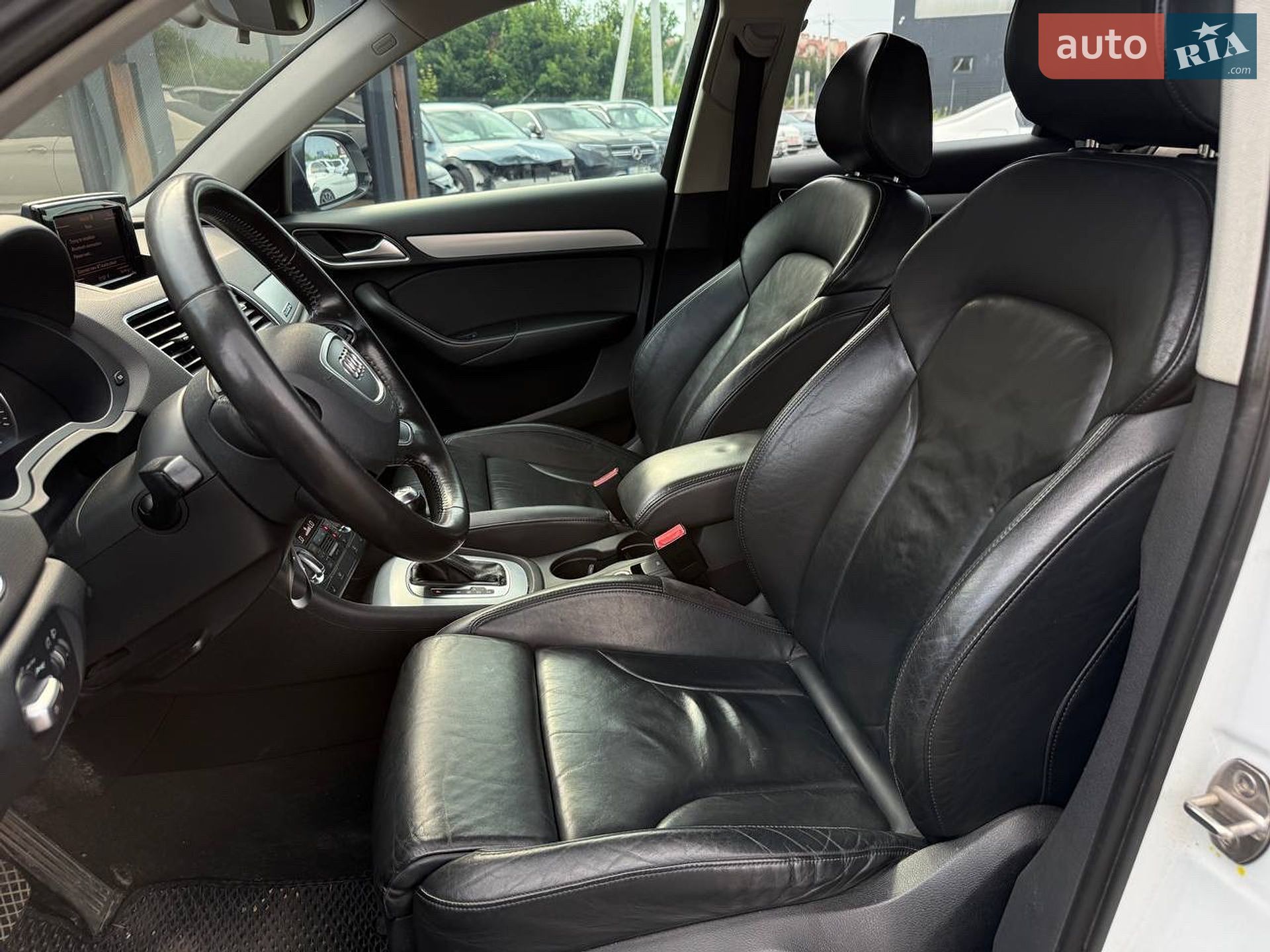 Audi Q3 2013 VIN WAUZZZ8U1DR022984 фото оголошення 9 з 27