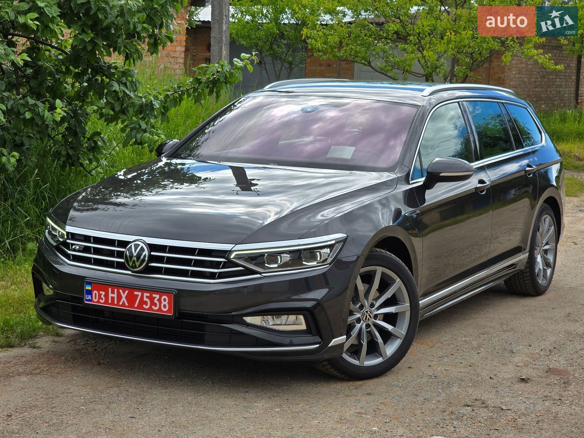 Volkswagen Passat 2021 VIN WVWZZZ3CZME120700 фото оголошення 2 з 88