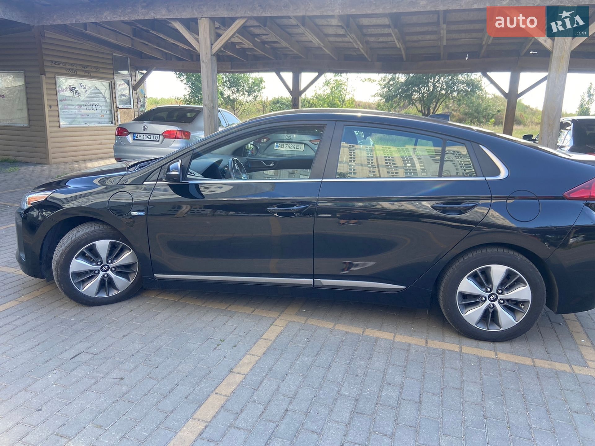Hyundai Ioniq 2019 VIN KMHC65LDXKU155881 фото оголошення 5 з 23
