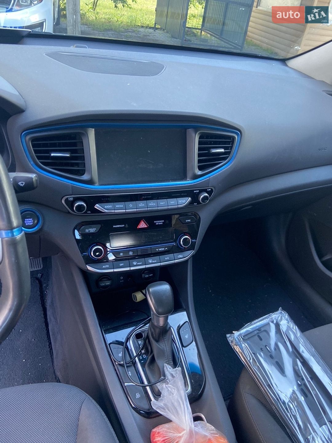 Hyundai Ioniq 2019 VIN KMHC65LDXKU155881 фото оголошення 10 з 23
