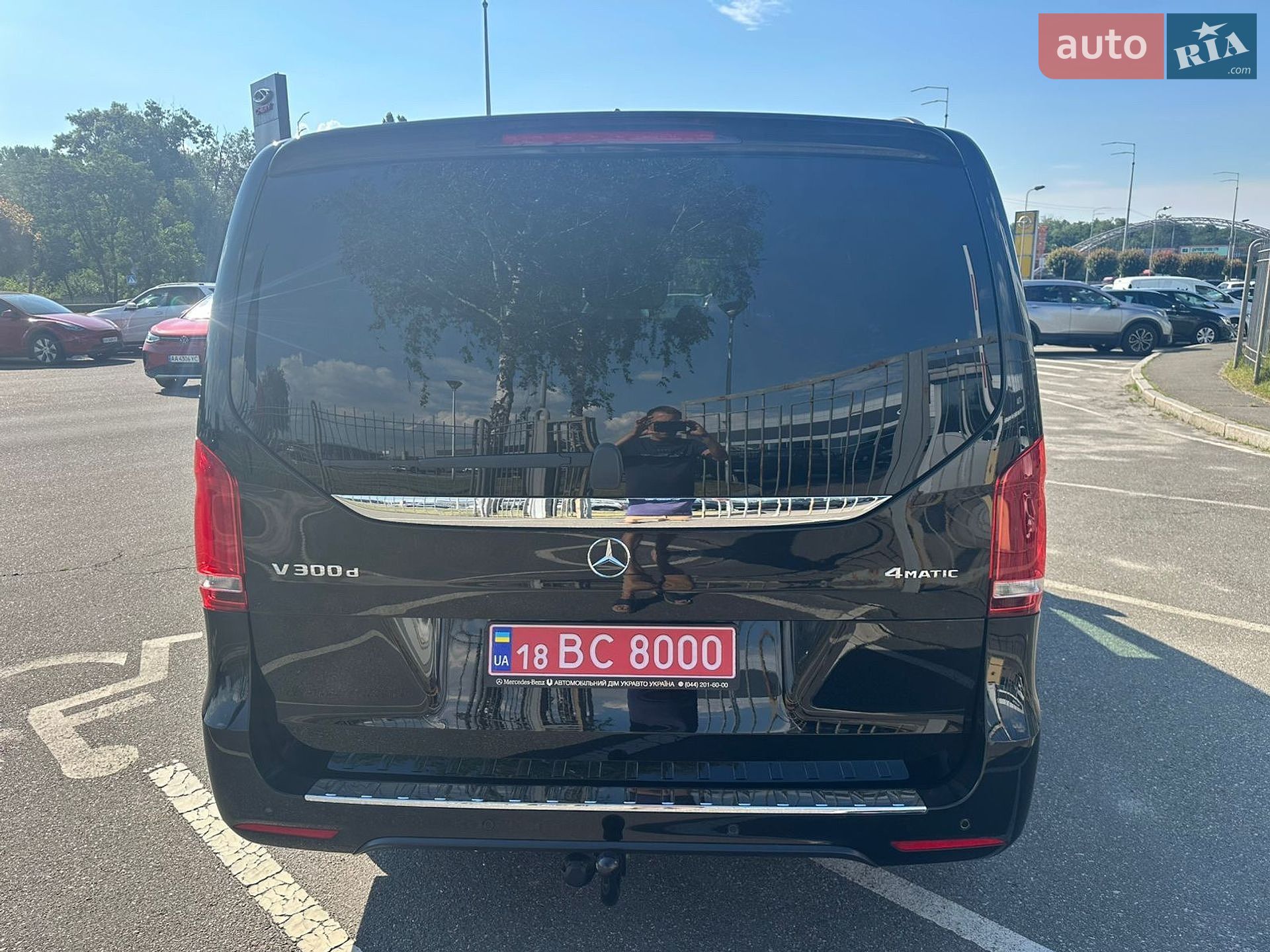 Mercedes-Benz V-Class 2019 VIN WDF44781313633550 фото оголошення 4 з 17