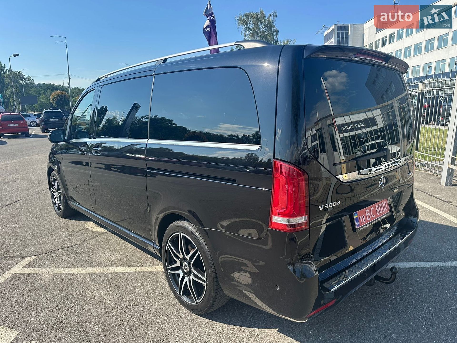 Mercedes-Benz V-Class 2019 VIN WDF44781313633550 фото оголошення 10 з 17