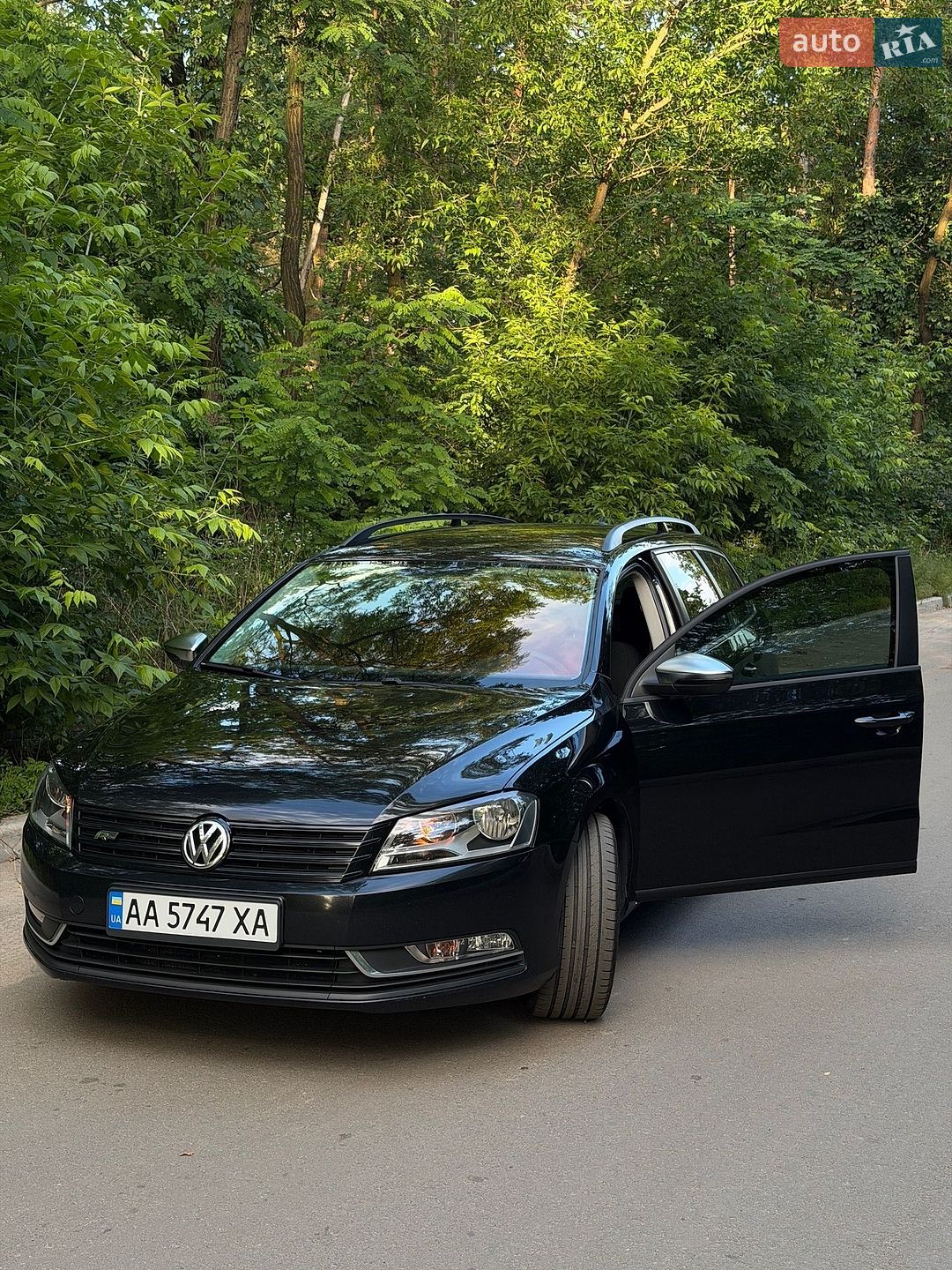 Volkswagen Passat 2013 VIN WVWZZZ3CZEE027905 фото оголошення 2 з 59