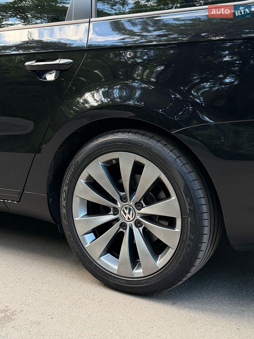 Volkswagen Passat 2013 VIN WVWZZZ3CZEE027905 фото оголошення 17 з 59