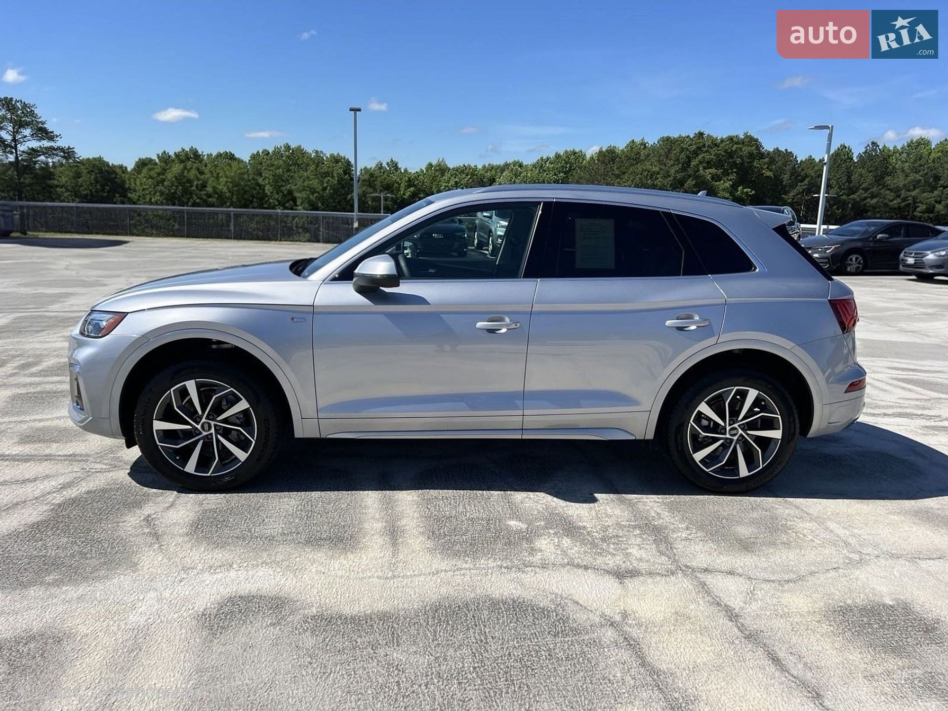 Audi Q5 2020 VIN WA1AAAFY5M2014114 фото оголошення 38 з 38
