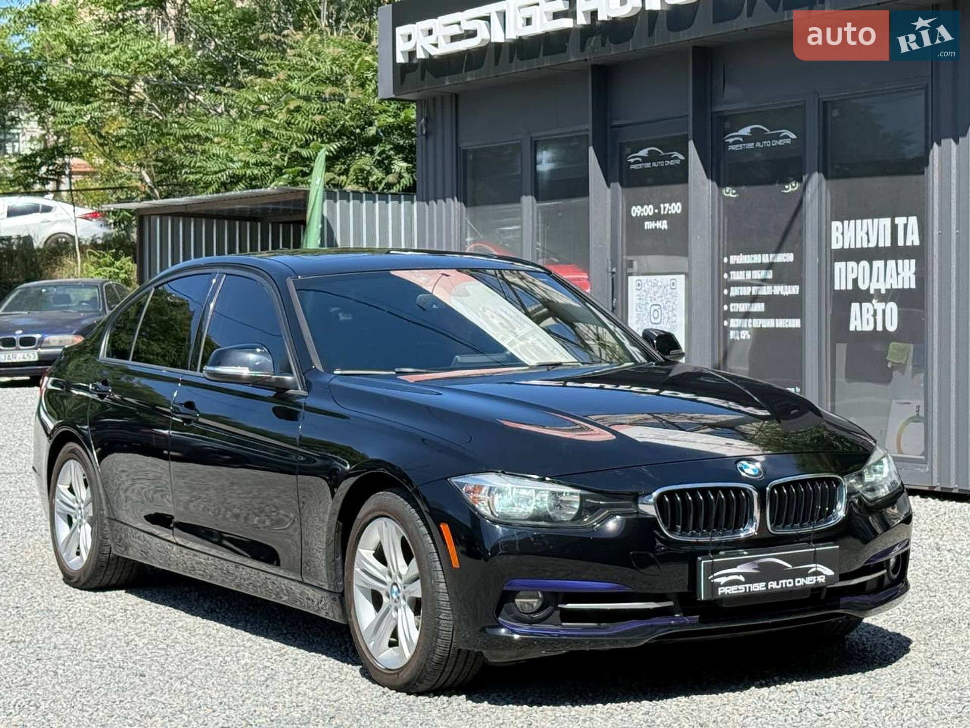 BMW 3 Series 2015 VIN WBA8E3C52GK502727 фото оголошення 2 з 19