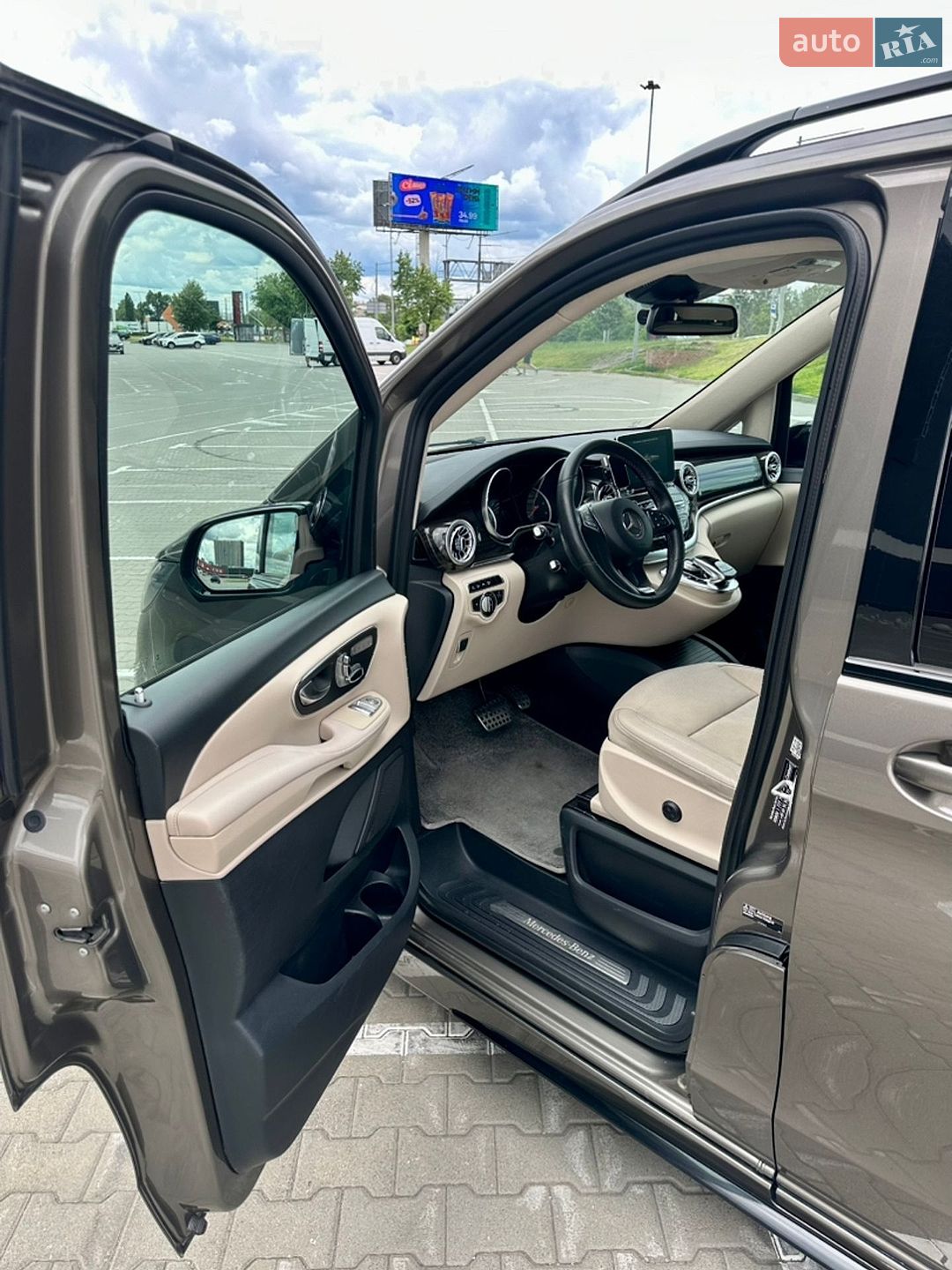 Mercedes-Benz V-Class 2015 VIN WDF44781313084600 фото оголошення 17 з 26