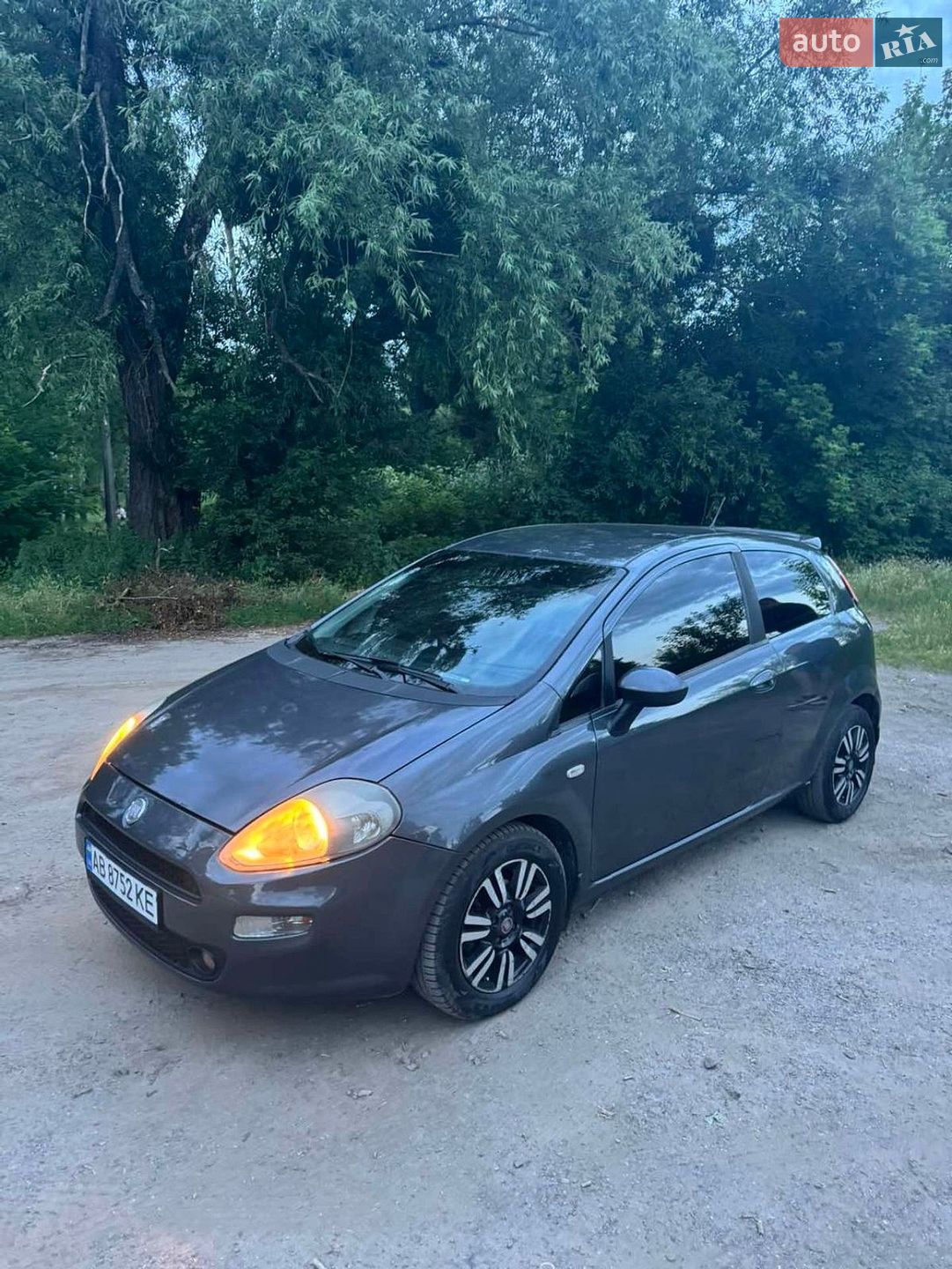 Fiat Punto 2012 VIN ZFA19900000869206 фото оголошення 12 з 36