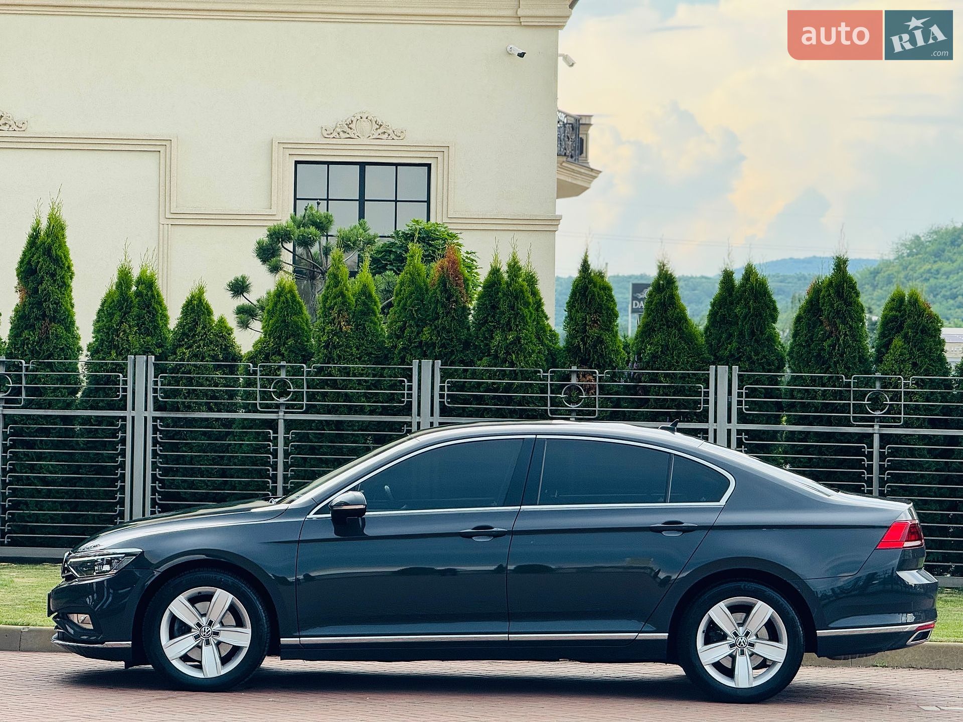 Volkswagen Passat 2020 VIN WVWZZZ3CZLE046608 фото оголошення 5 з 50
