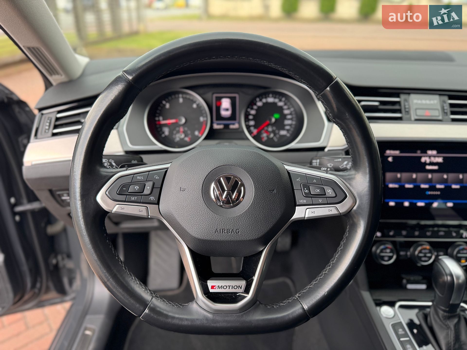 Volkswagen Passat 2020 VIN WVWZZZ3CZLE046608 фото оголошення 17 з 50