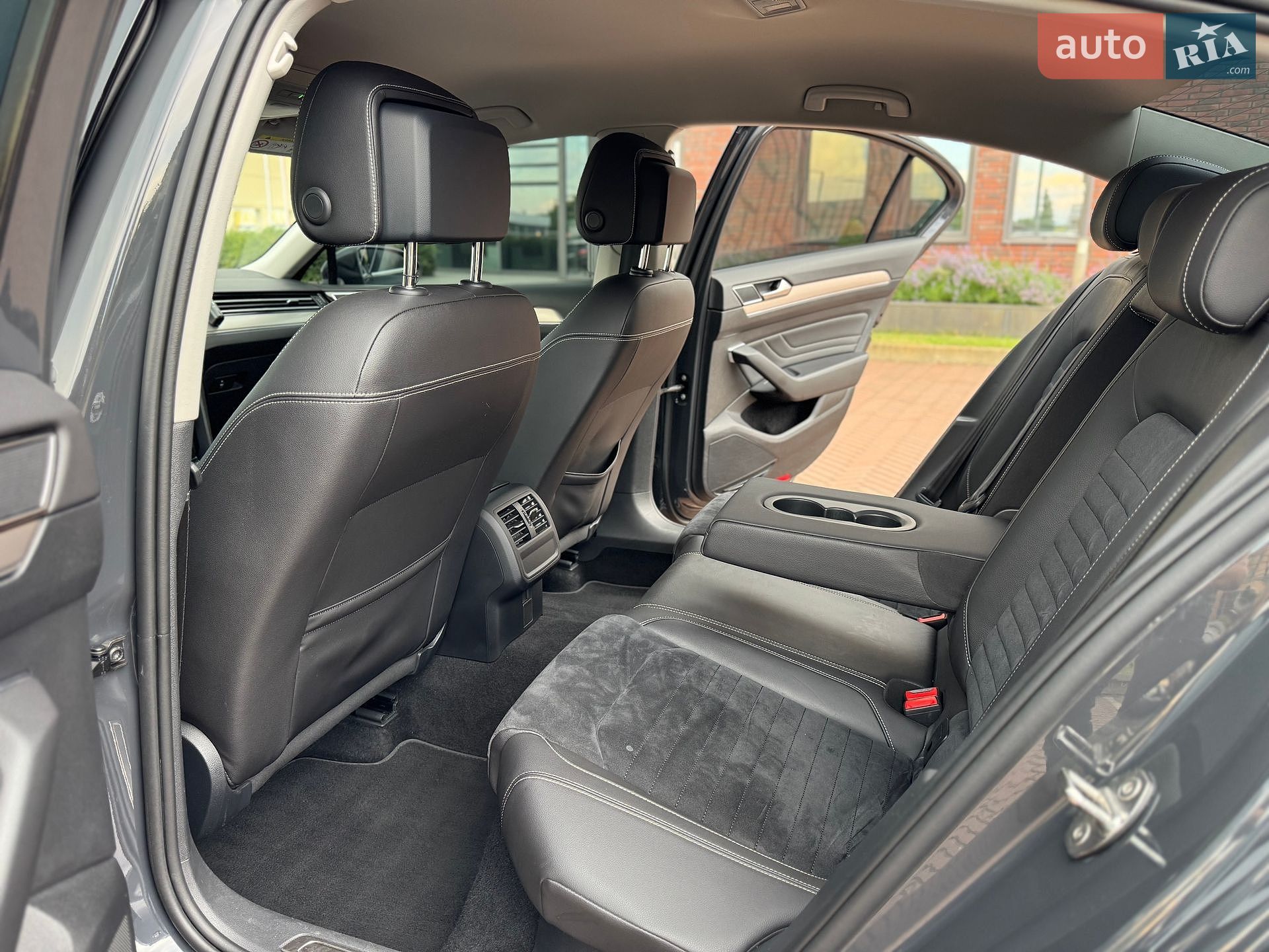 Volkswagen Passat 2020 VIN WVWZZZ3CZLE046608 фото оголошення 31 з 50