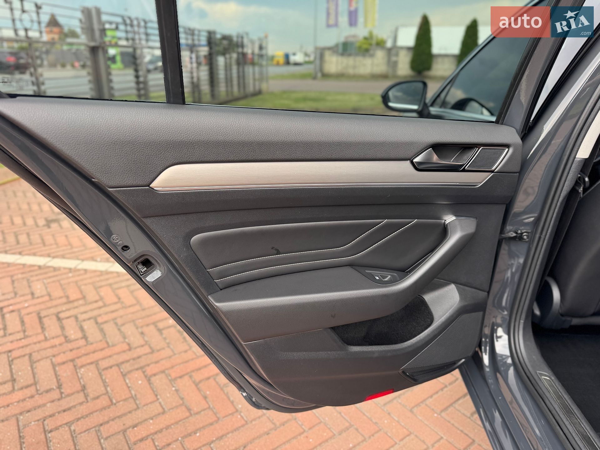 Volkswagen Passat 2020 VIN WVWZZZ3CZLE046608 фото оголошення 33 з 50