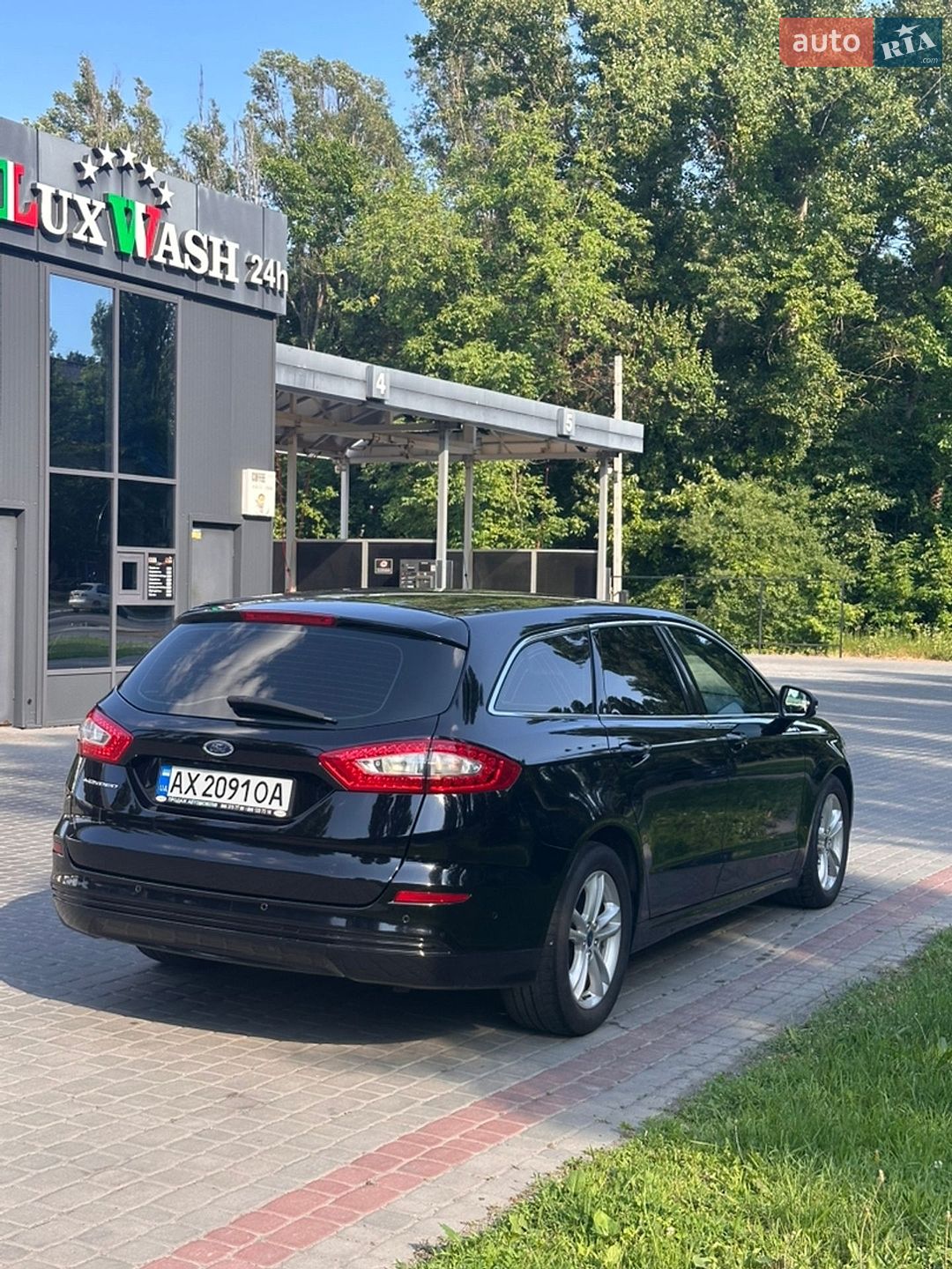 Ford Mondeo 2016 VIN WF0FXXWPCFGL62484 фото оголошення 5 з 23