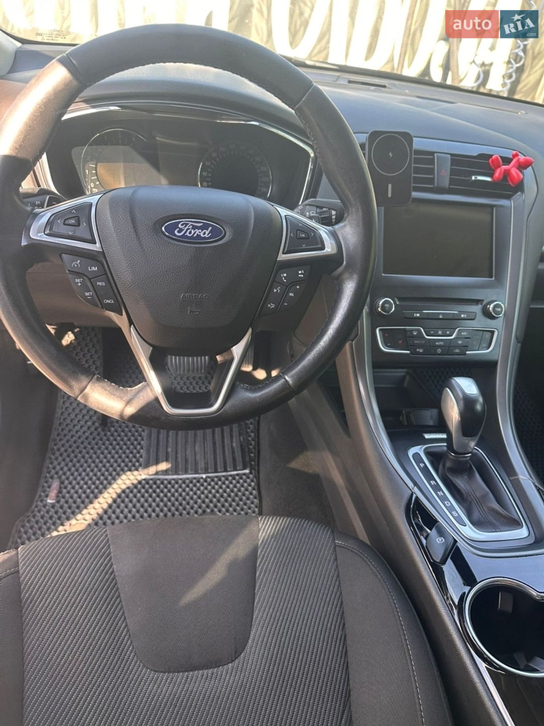 Ford Mondeo 2016 VIN WF0FXXWPCFGL62484 фото оголошення 9 з 23