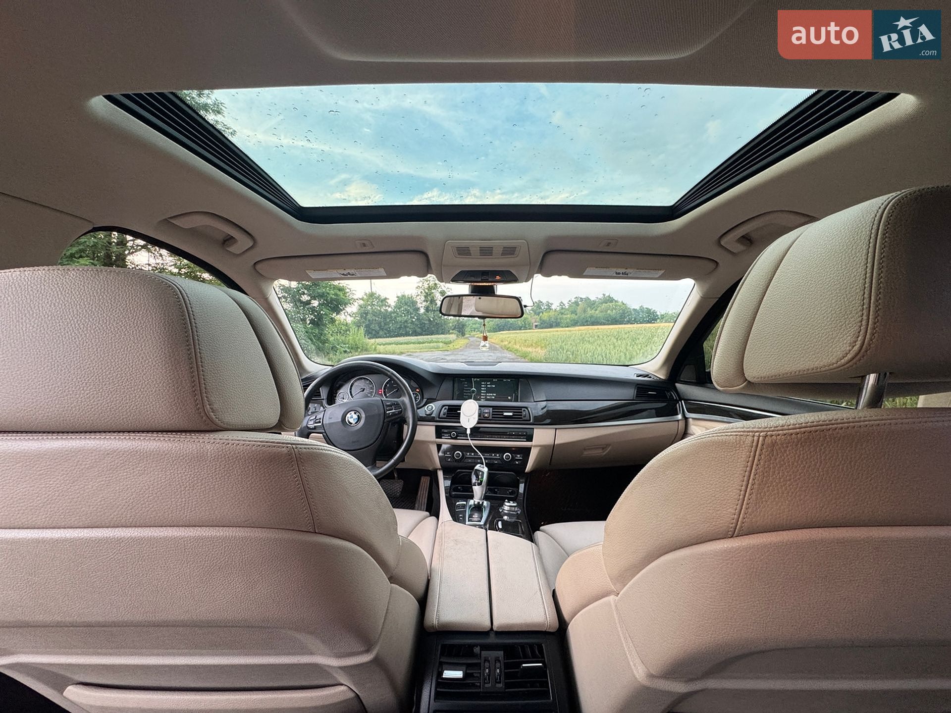 BMW 5 Series 2012 VIN WBAXH5C51CDW09698 фото оголошення 8 з 11