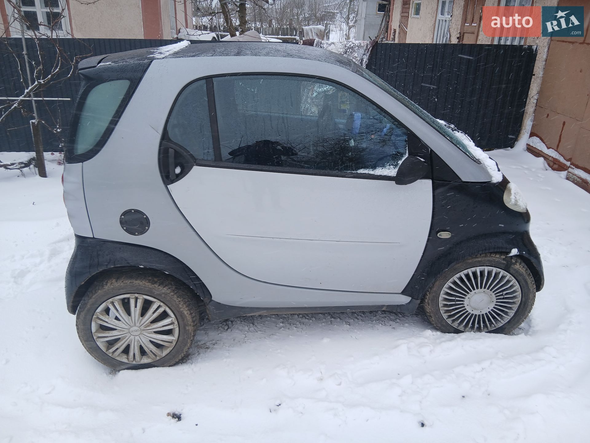Smart Fortwo 1999 VIN WME01MC01XH080493 фото оголошення 3 з 3