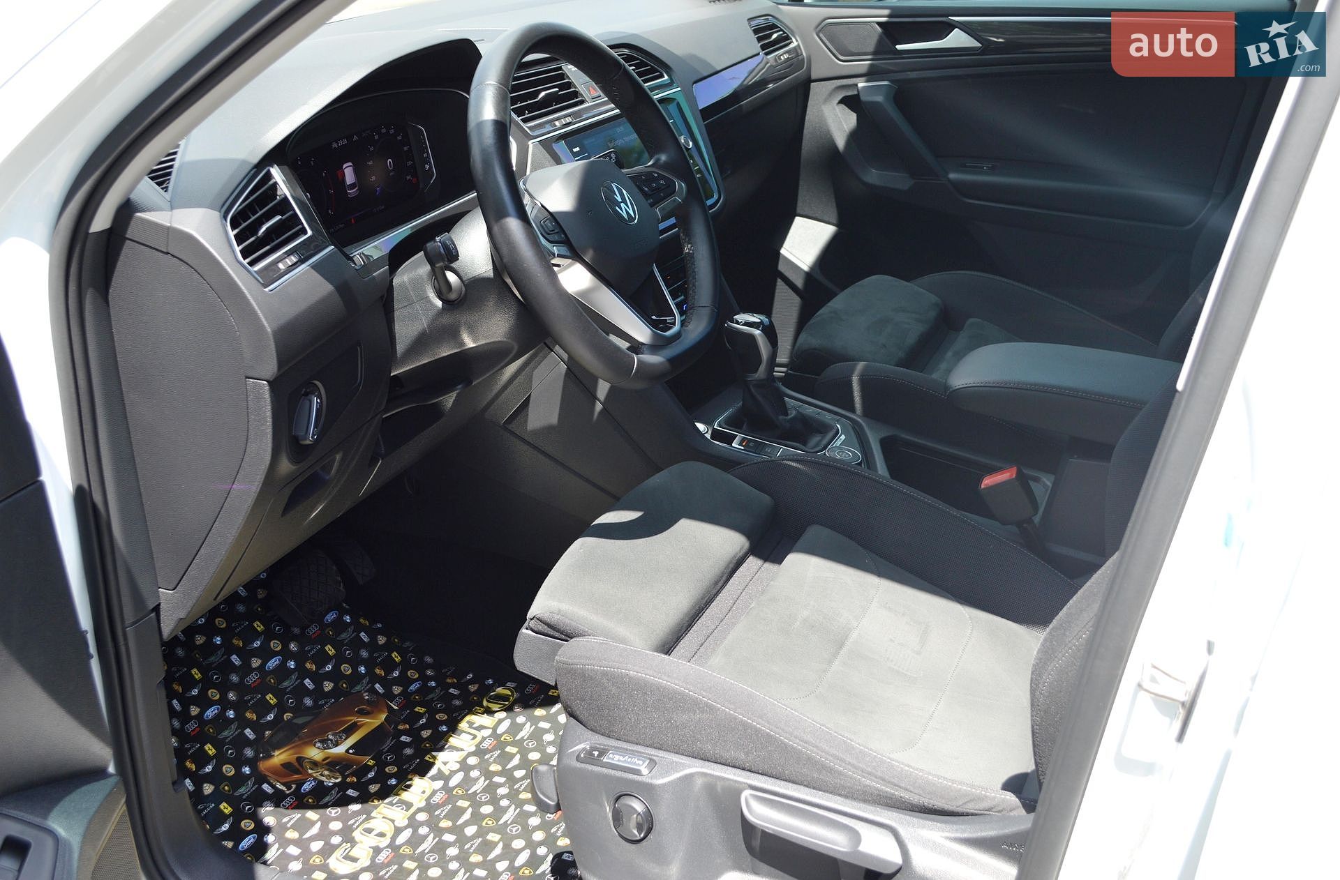 Volkswagen Tiguan 2021 VIN WVGZZZ5NZMW533335 фото оголошення 19 з 59