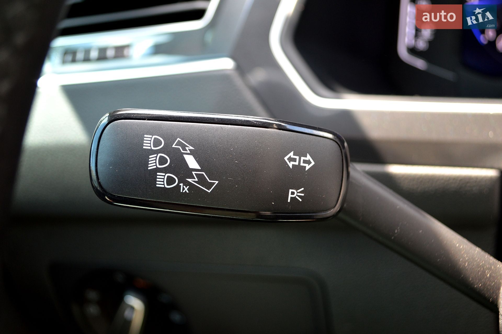 Volkswagen Tiguan 2021 VIN WVGZZZ5NZMW533335 фото оголошення 27 з 59