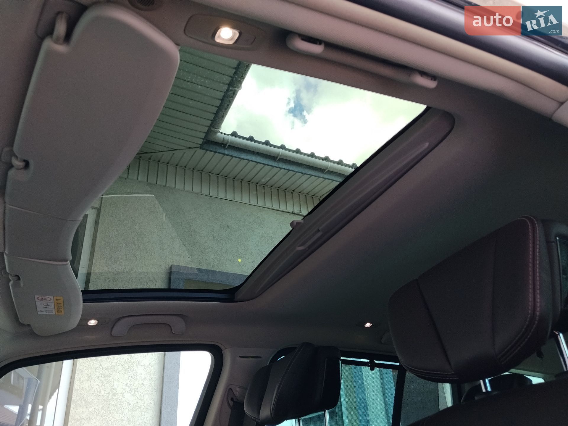 Renault Espace 2016 VIN VF1RFC00953575175 фото оголошення 31 з 55