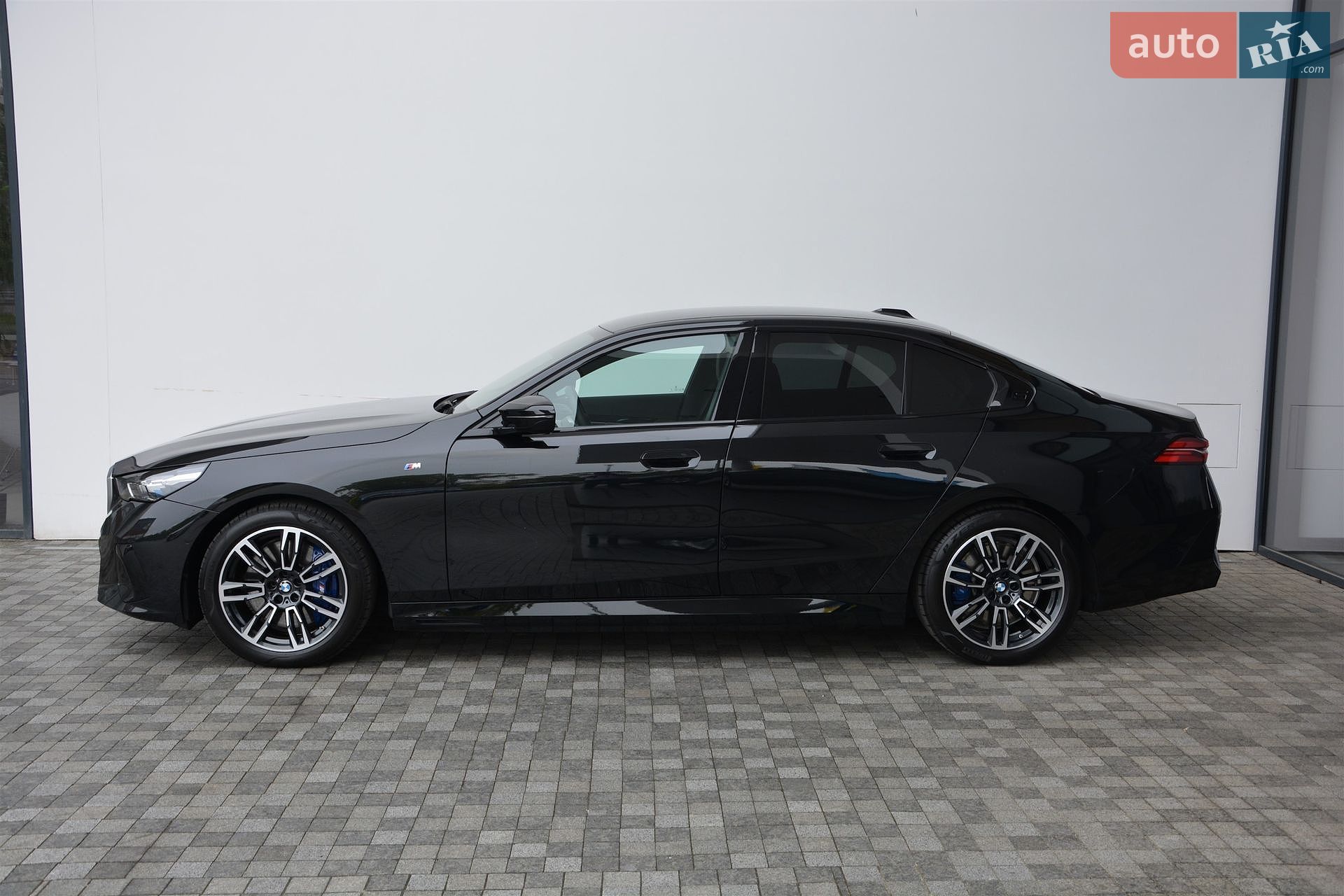 BMW i5 2025 VIN WBY41HG040CU91558 фото оголошення 2 з 10