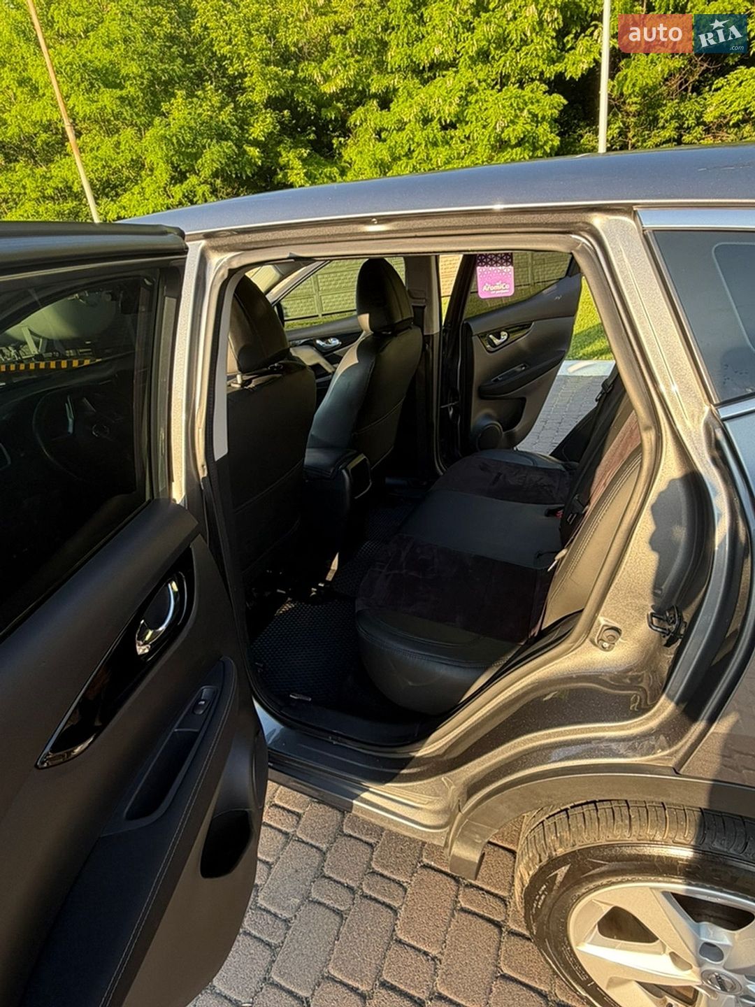 Nissan Qashqai 2020 VIN SJNFEAJ11U2864988 фото оголошення 17 з 25