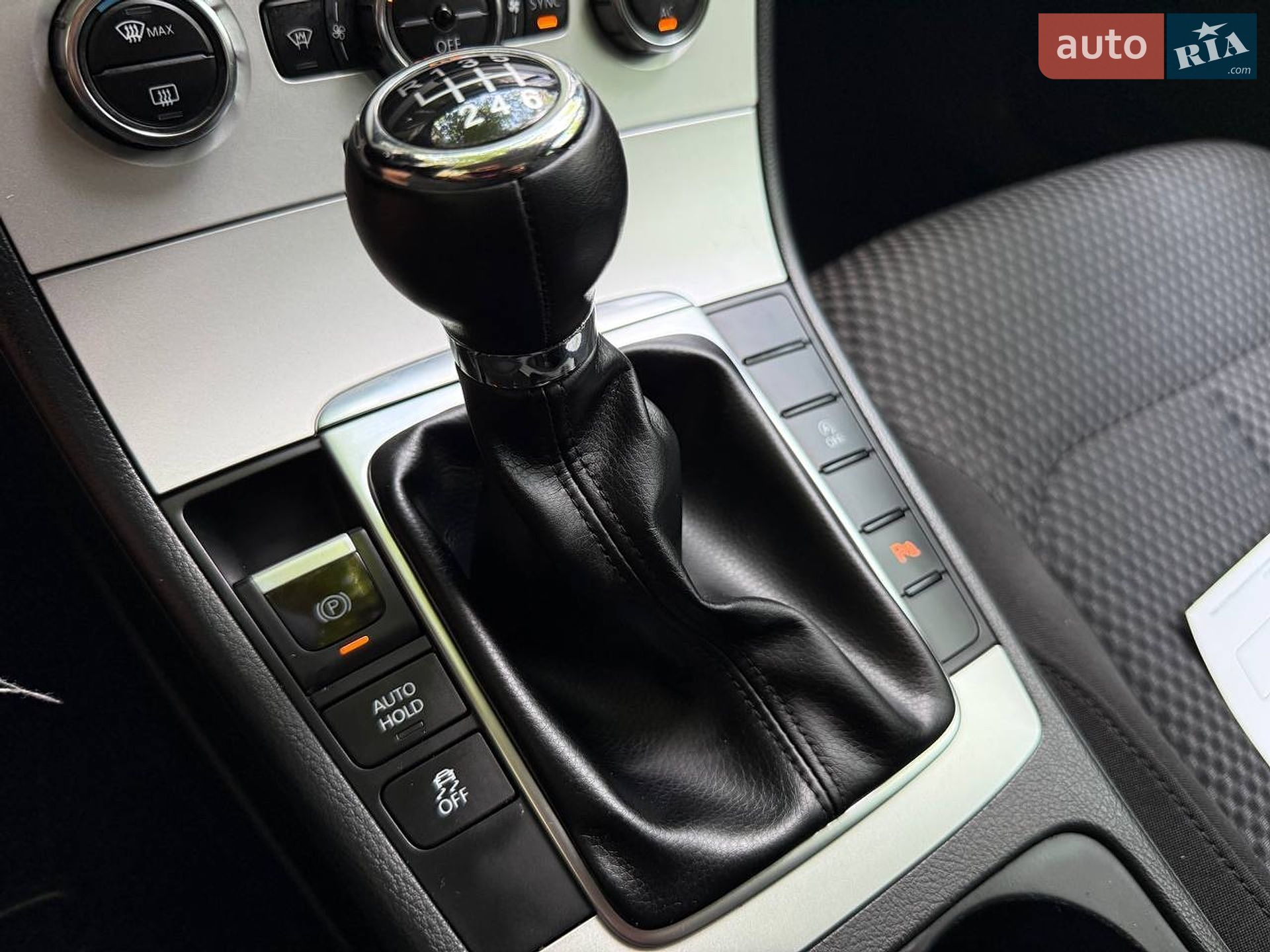Volkswagen Passat 2012 VIN WVWZZZ3CZCE134105 фото оголошення 14 з 36