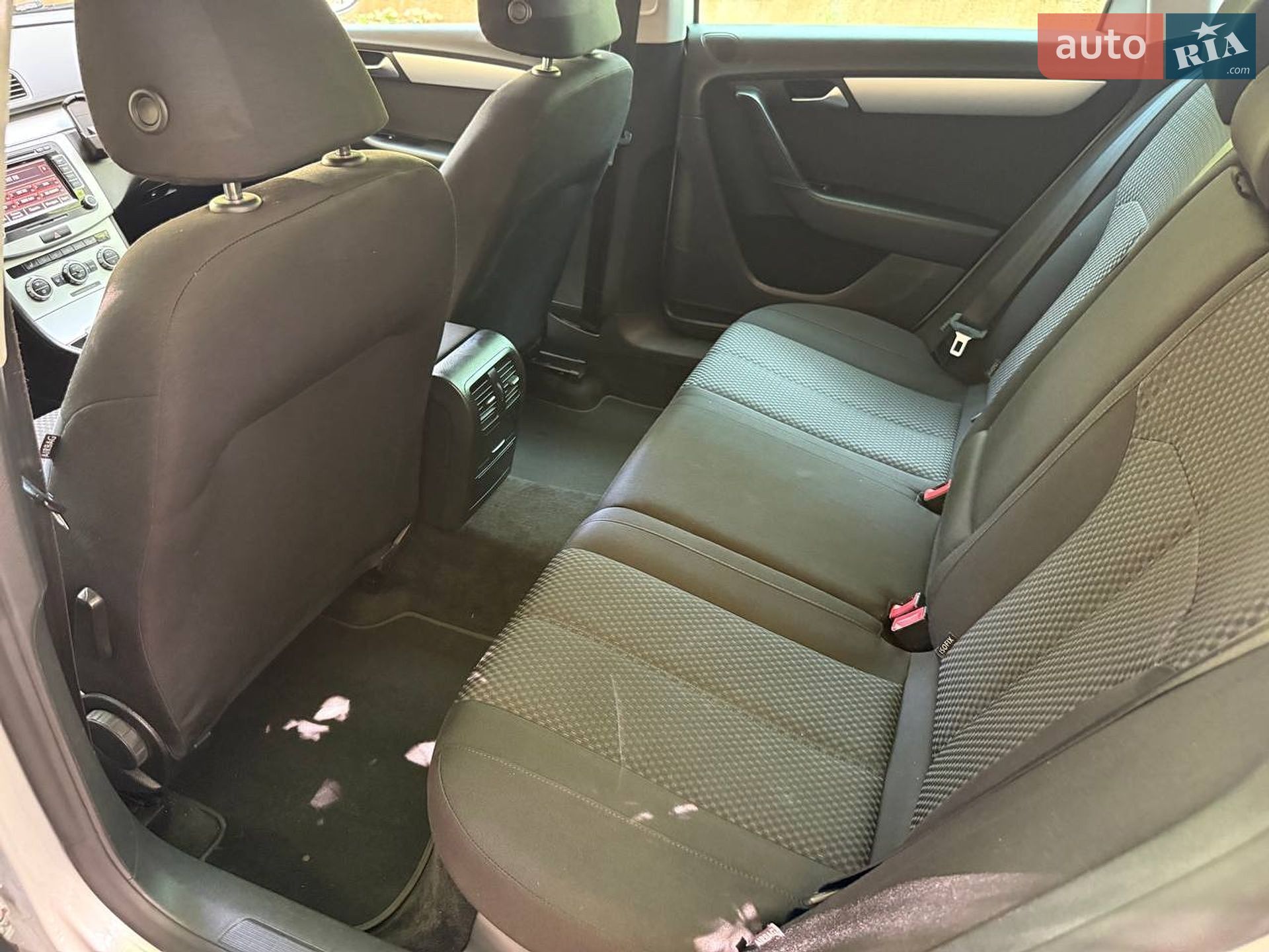 Volkswagen Passat 2012 VIN WVWZZZ3CZCE134105 фото оголошення 25 з 36