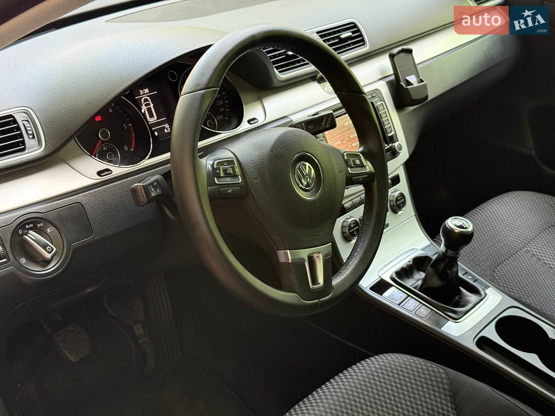 Volkswagen Passat 2012 VIN WVWZZZ3CZCE134105 фото оголошення 26 з 36