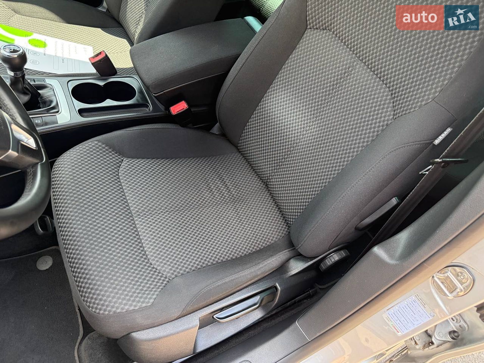 Volkswagen Passat 2012 VIN WVWZZZ3CZCE134105 фото оголошення 29 з 36