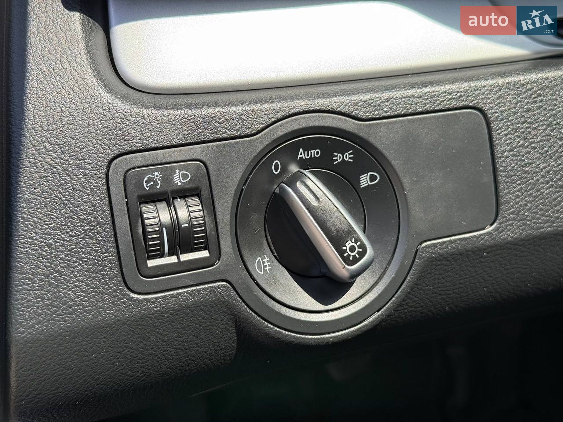 Volkswagen Passat 2012 VIN WVWZZZ3CZCE134105 фото оголошення 33 з 36