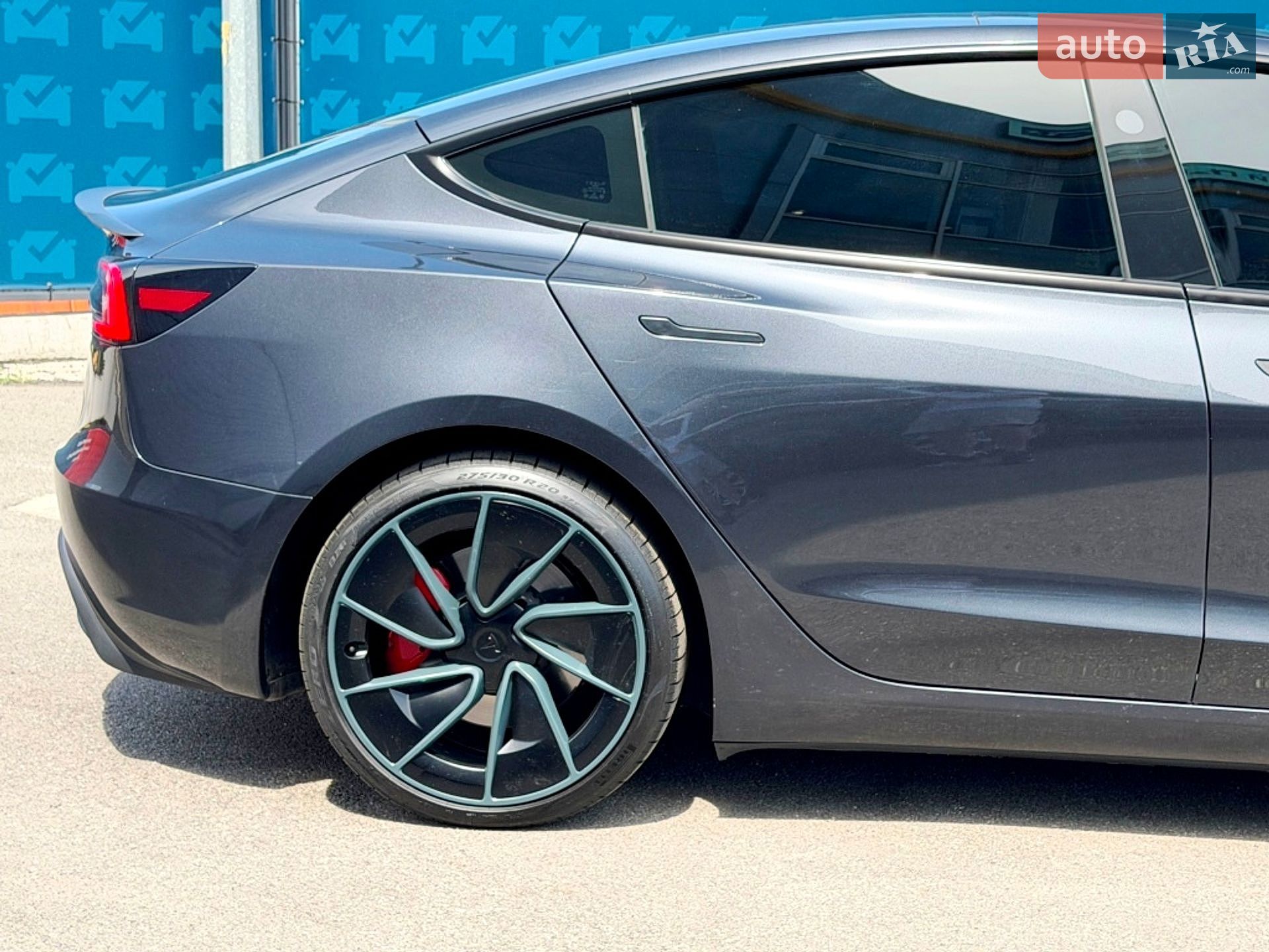 Tesla Model 3 2024 VIN 5YJ3E1ET9RF806568 фото оголошення 12 з 70