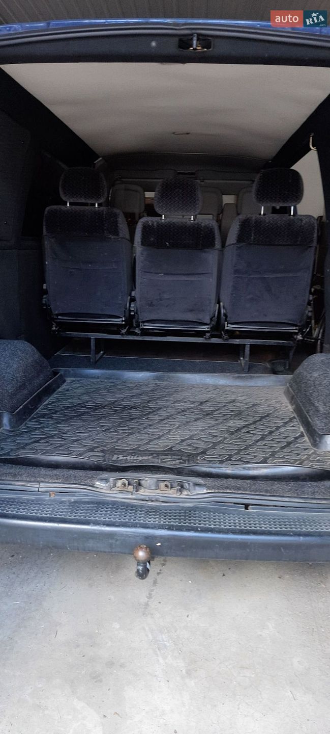 Volkswagen Transporter 2001 VIN WV1ZZZ70Z1X136141 фото оголошення 2 з 50