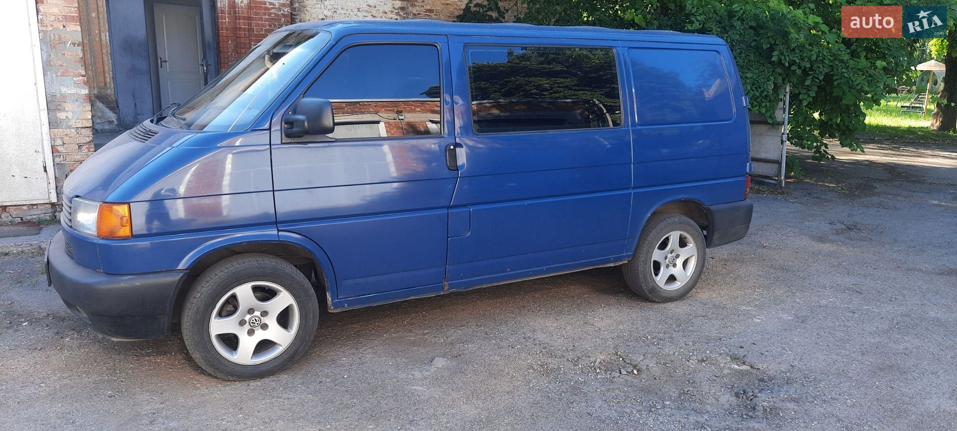 Volkswagen Transporter 2001 VIN WV1ZZZ70Z1X136141 фото оголошення 31 з 50