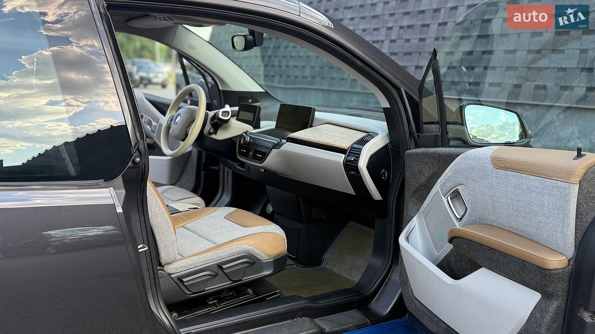 BMW I3 2014 VIN WBY1Z21090VZ59693 фото оголошення 22 з 30