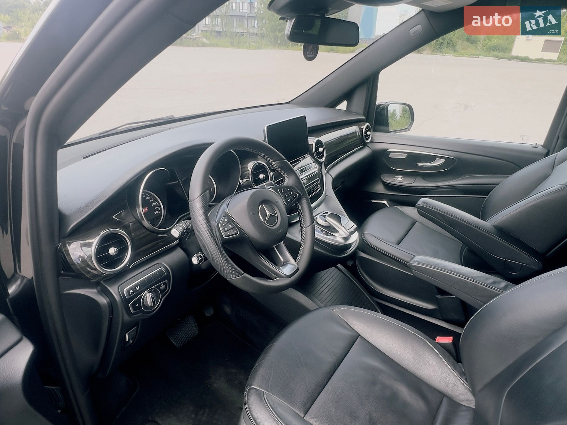 Mercedes-Benz V-Class 2017 VIN WDF44781513391740 фото оголошення 17 з 26
