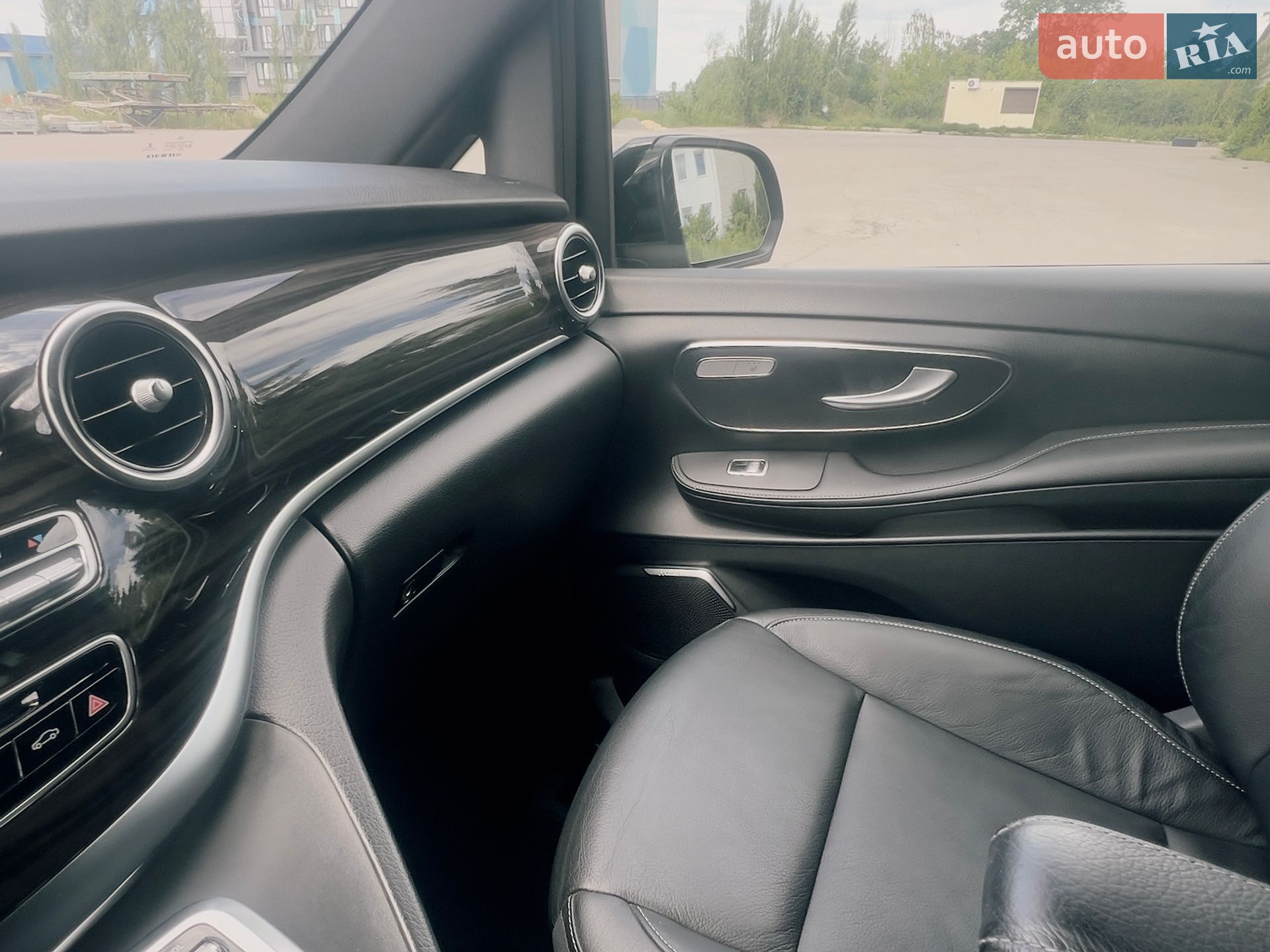 Mercedes-Benz V-Class 2017 VIN WDF44781513391740 фото оголошення 22 з 26