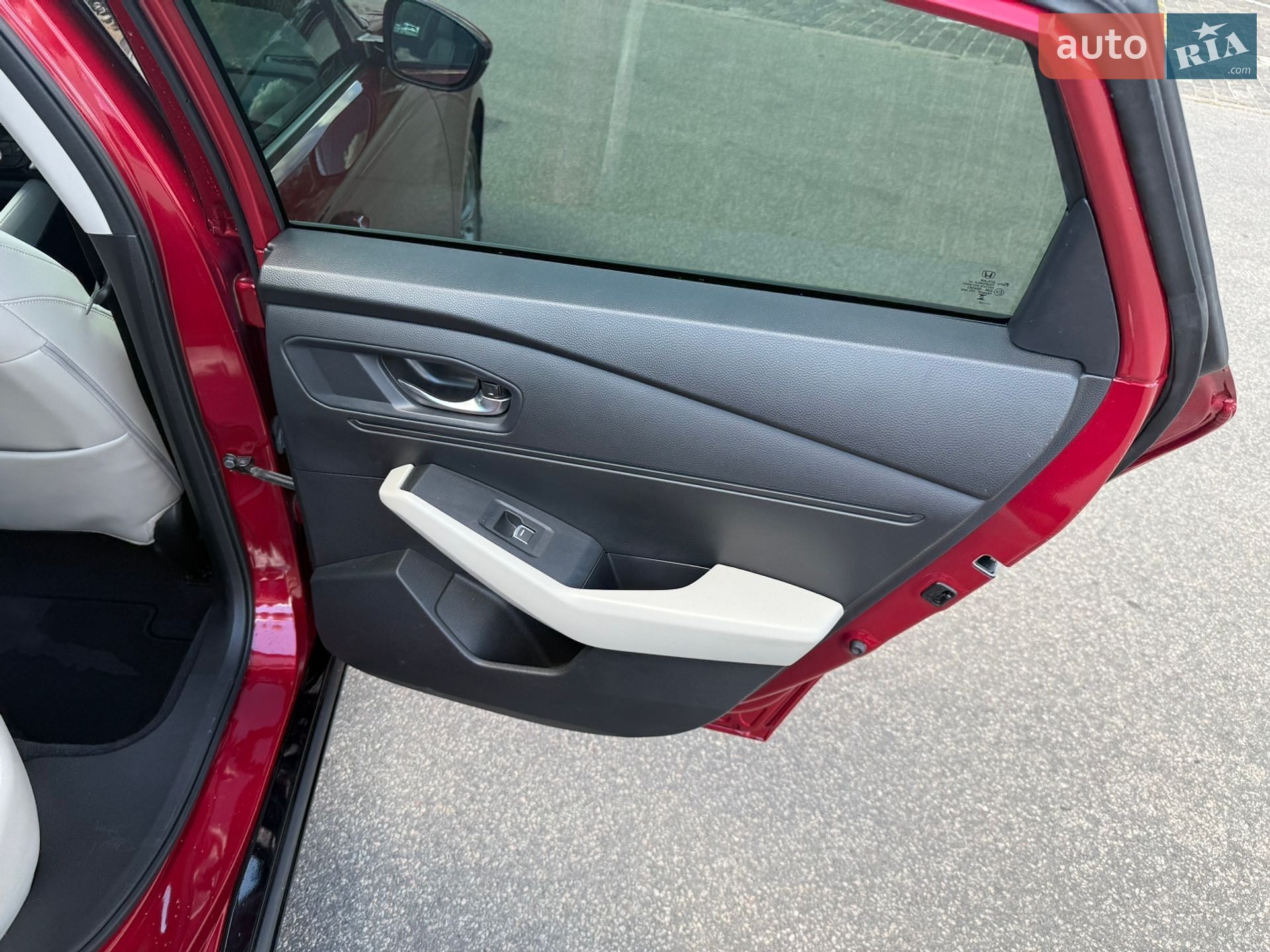 Honda Accord 2023 VIN 1HGCY2F68PA018233 фото оголошення 8 з 25